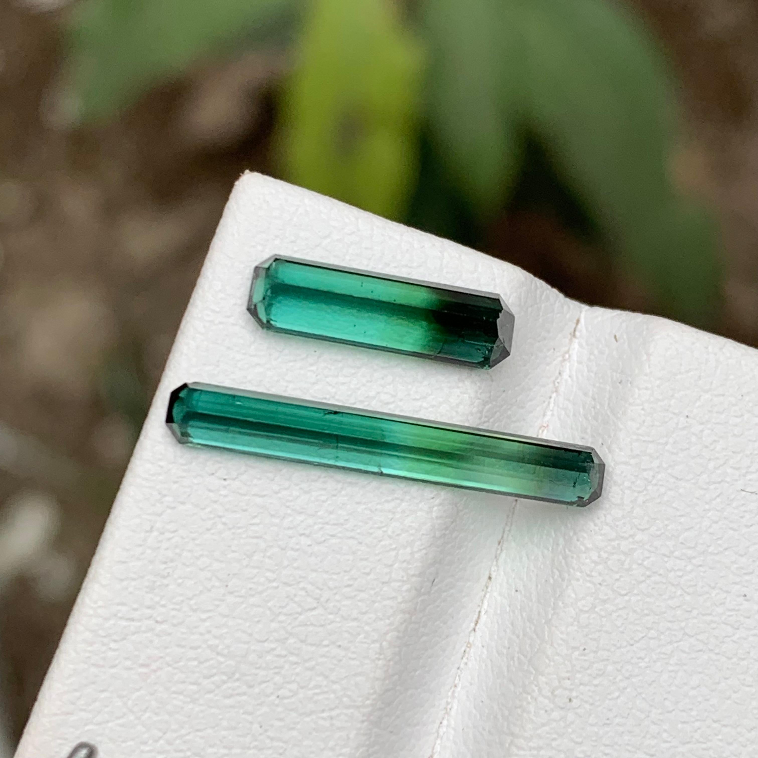 Women's or Men's Rare Neon Bluish Green & Black Bicolor Tourmaline Gemstone, 3.05 Ct Emerald Cut For Sale