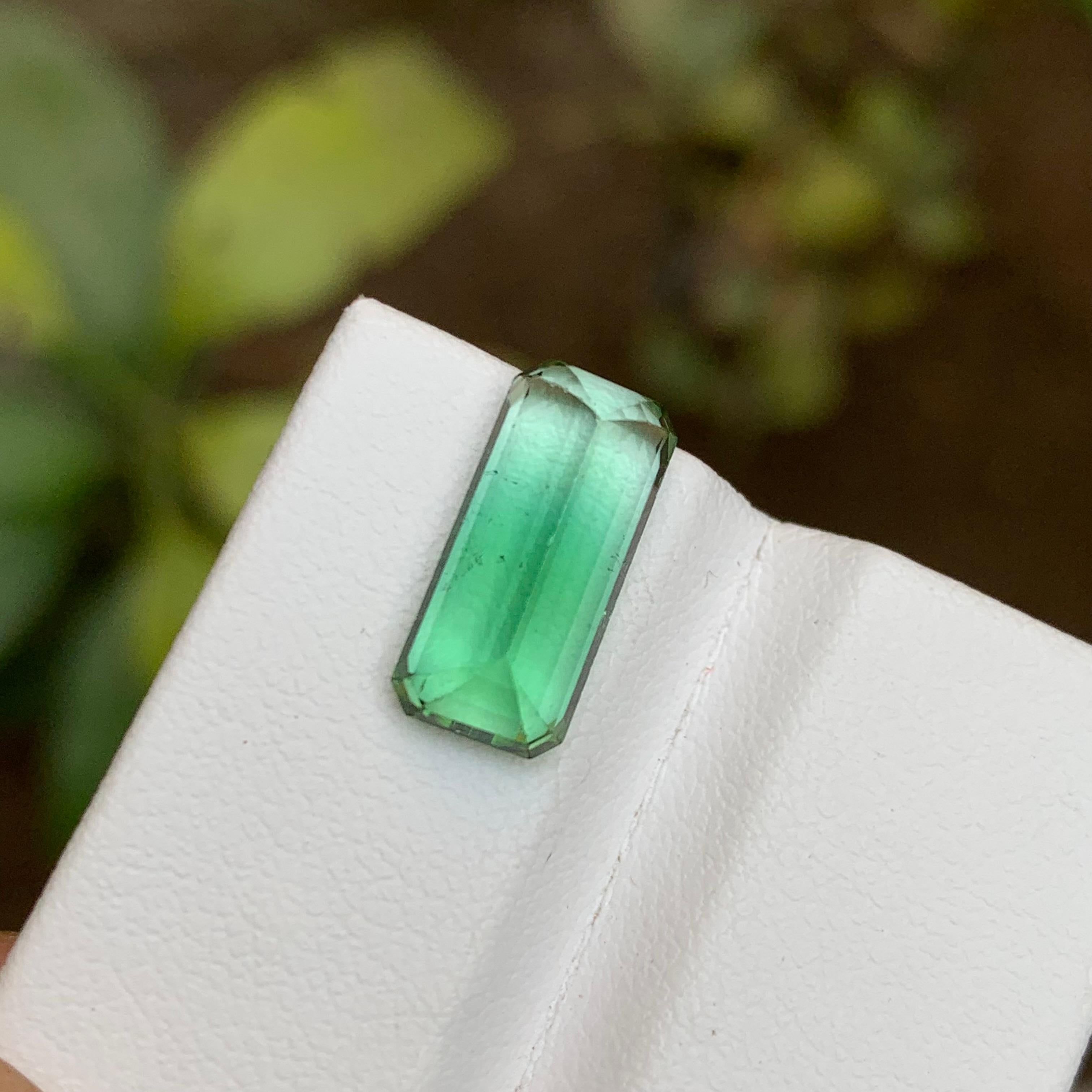 Women's or Men's Rare Neon Lagoon Green Bicolor Tourmaline Gemstone 4.40 Ct Step Emerald Cut Afg For Sale