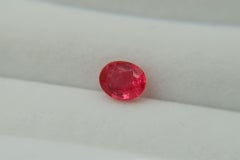 RARE: 1.58 ct Neon orangish-Red Mahenge Spinel, design cut