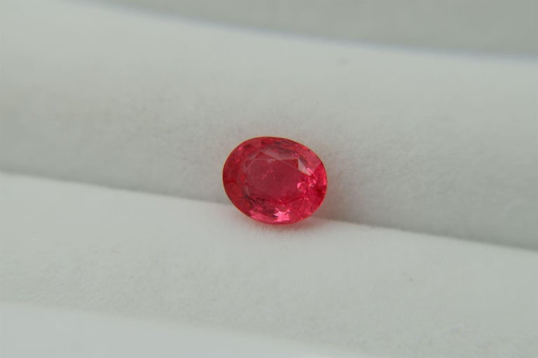 RARE: 1.58 ct Neon orangish-Red Mahenge Spinel, design cut For Sale at ...