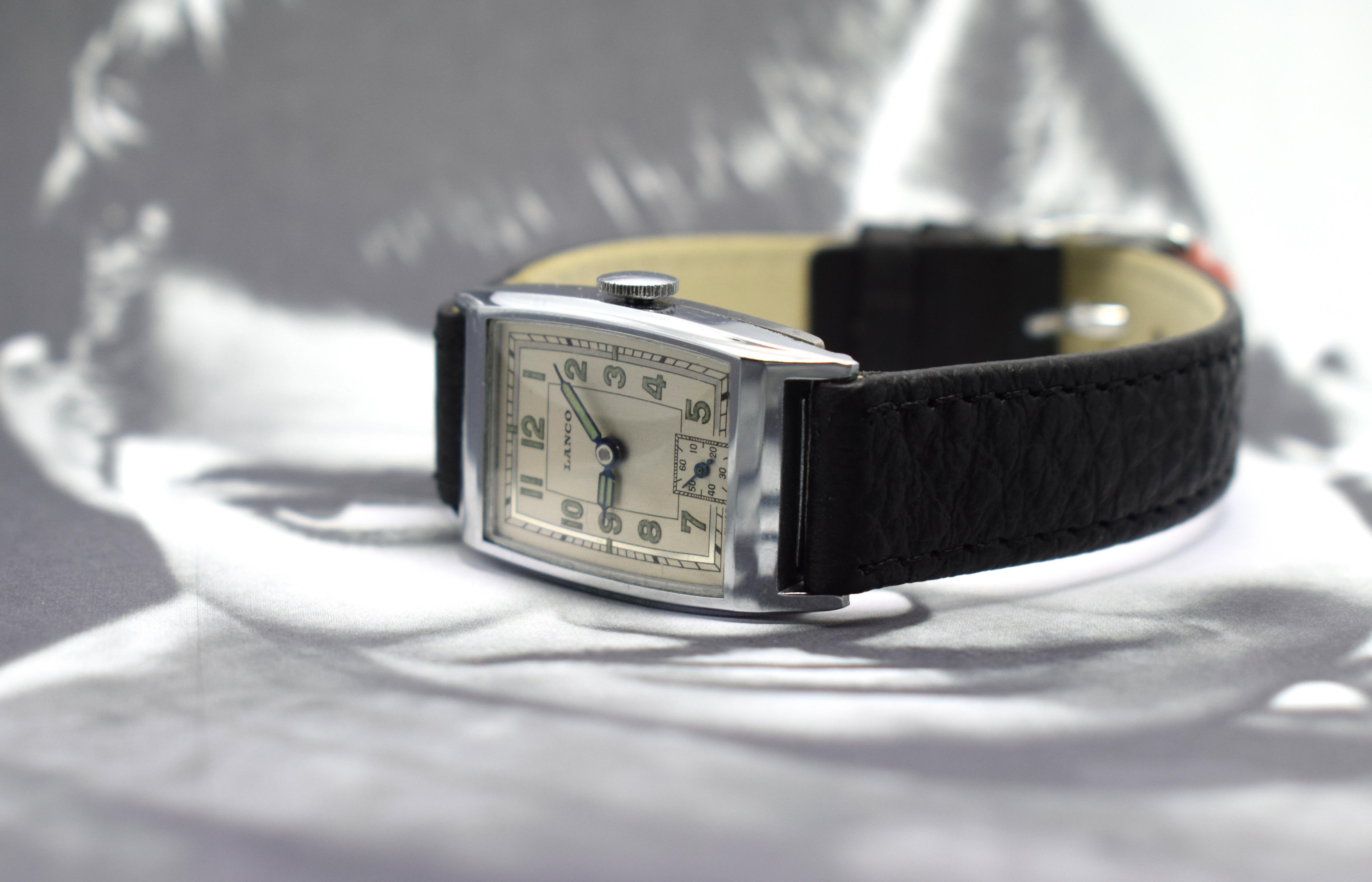 Rare Never Worn, Art Deco Swiss Tank Gentleman's Wristwatch, circa 1930 In Excellent Condition In Westward ho, GB