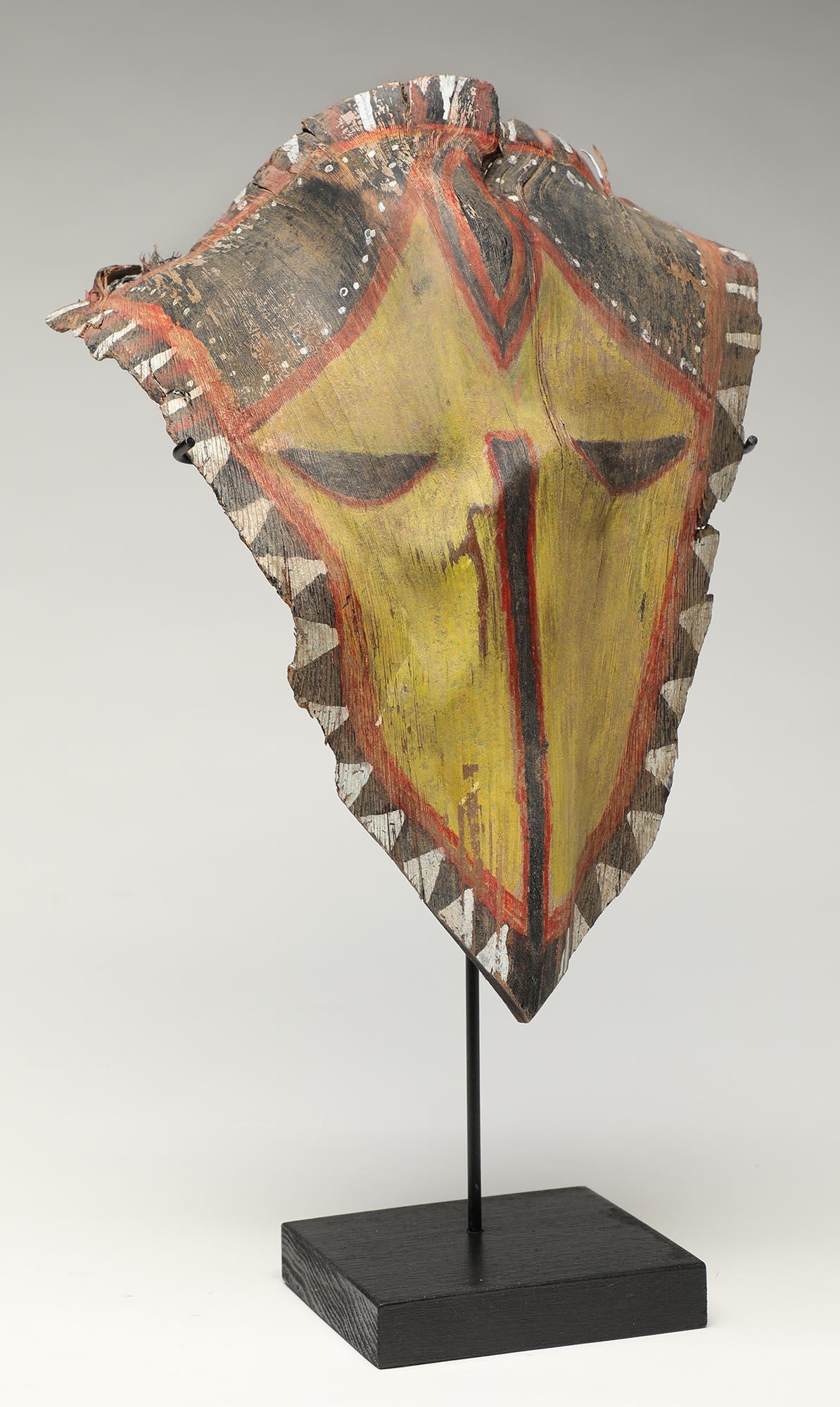 Hand-Carved Rare New Guinea Maprik Painted Mask on Palm Frond, Geometric Design