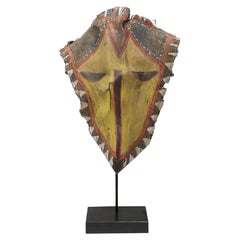 Rare New Guinea Maprik Painted Mask on Palm Frond, Geometric Design