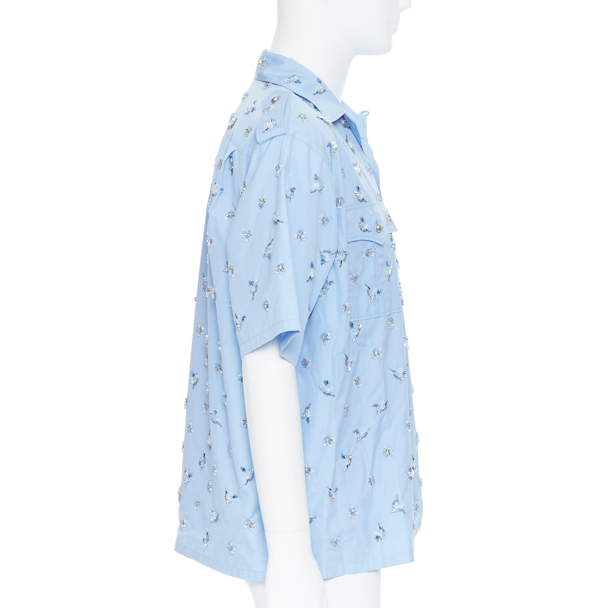 raro nuevo PRADA 2019 Pasarela azul cristal adornado con cuentas militar boxy camisa M Azul