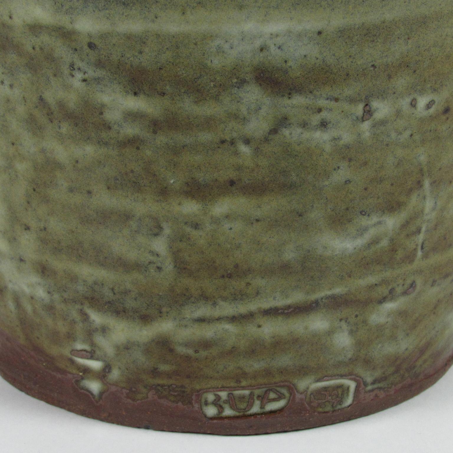 Mid-Century Modern Rare Nigerian 20th Century Bawa Ushafa Abuja Pottery Vase For Sale