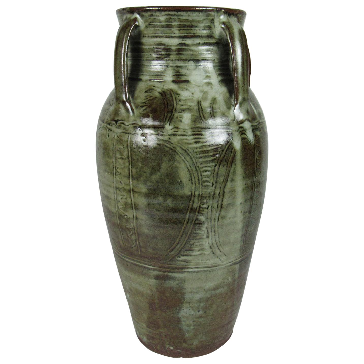 Rare Nigerian 20th Century Bawa Ushafa Abuja Pottery Vase For Sale