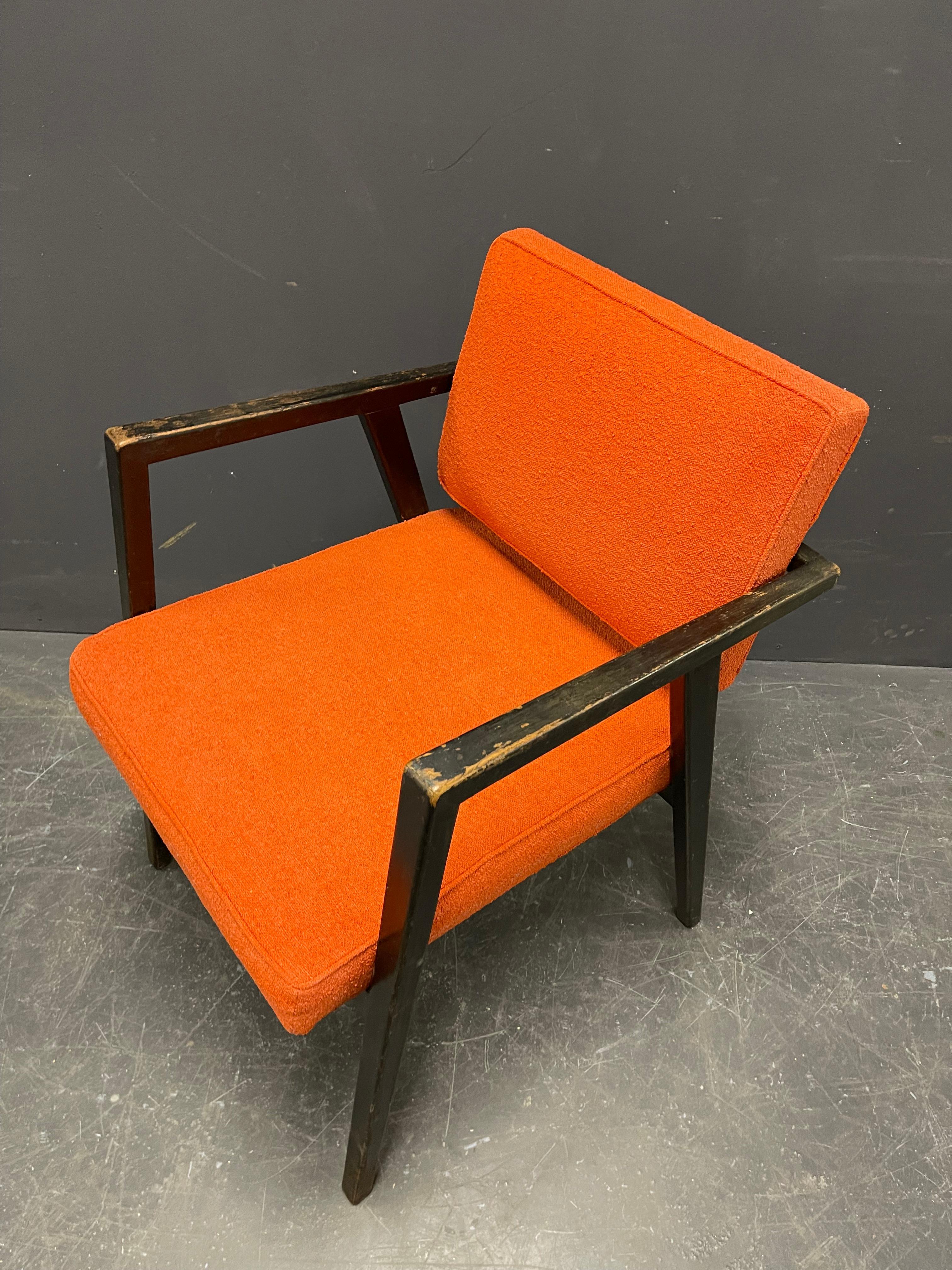 Designed by Franco Albini and made by Knoll International.