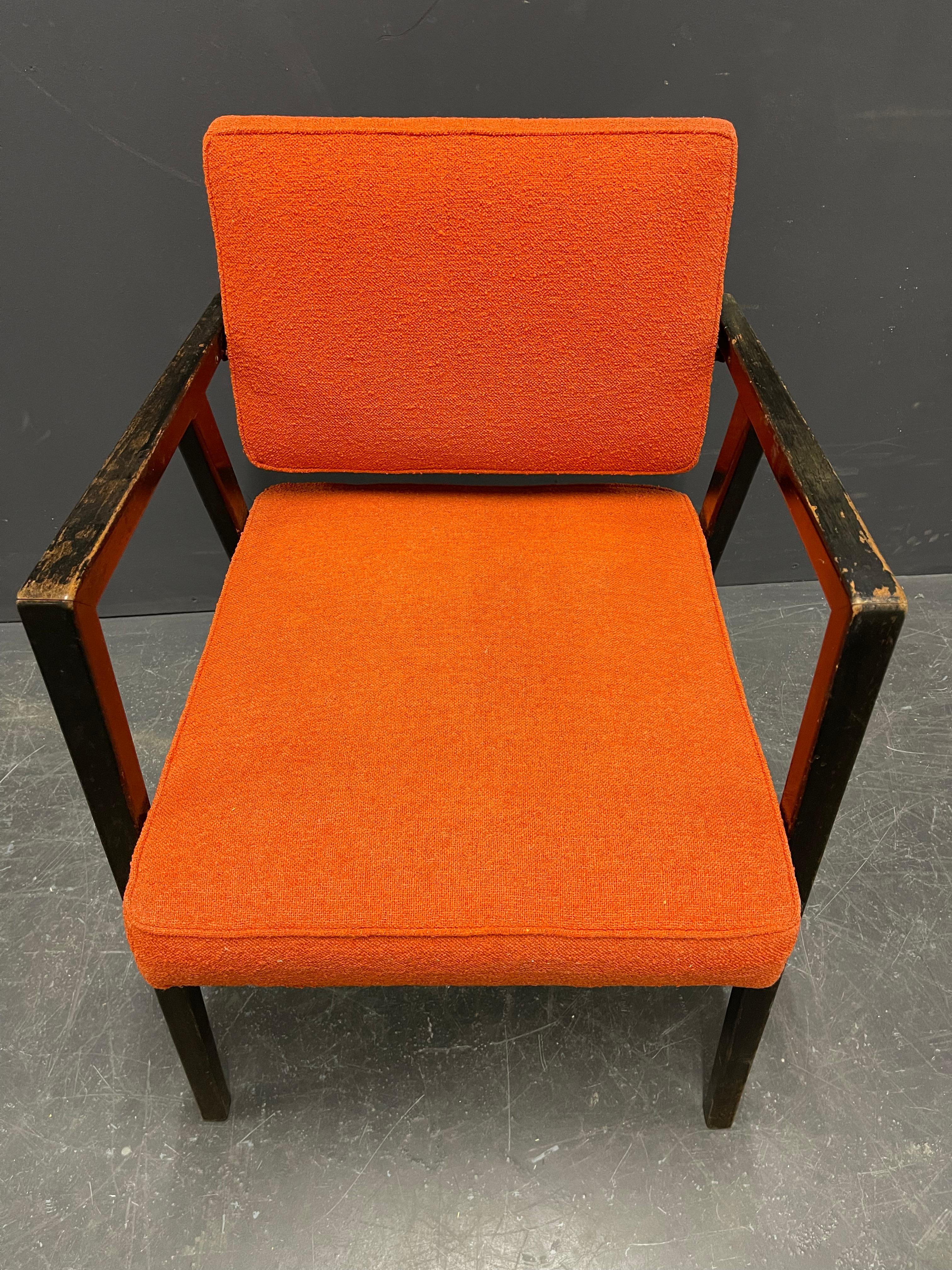 Mid-Century Modern Rare No. 48 Armchair by Knoll International For Sale
