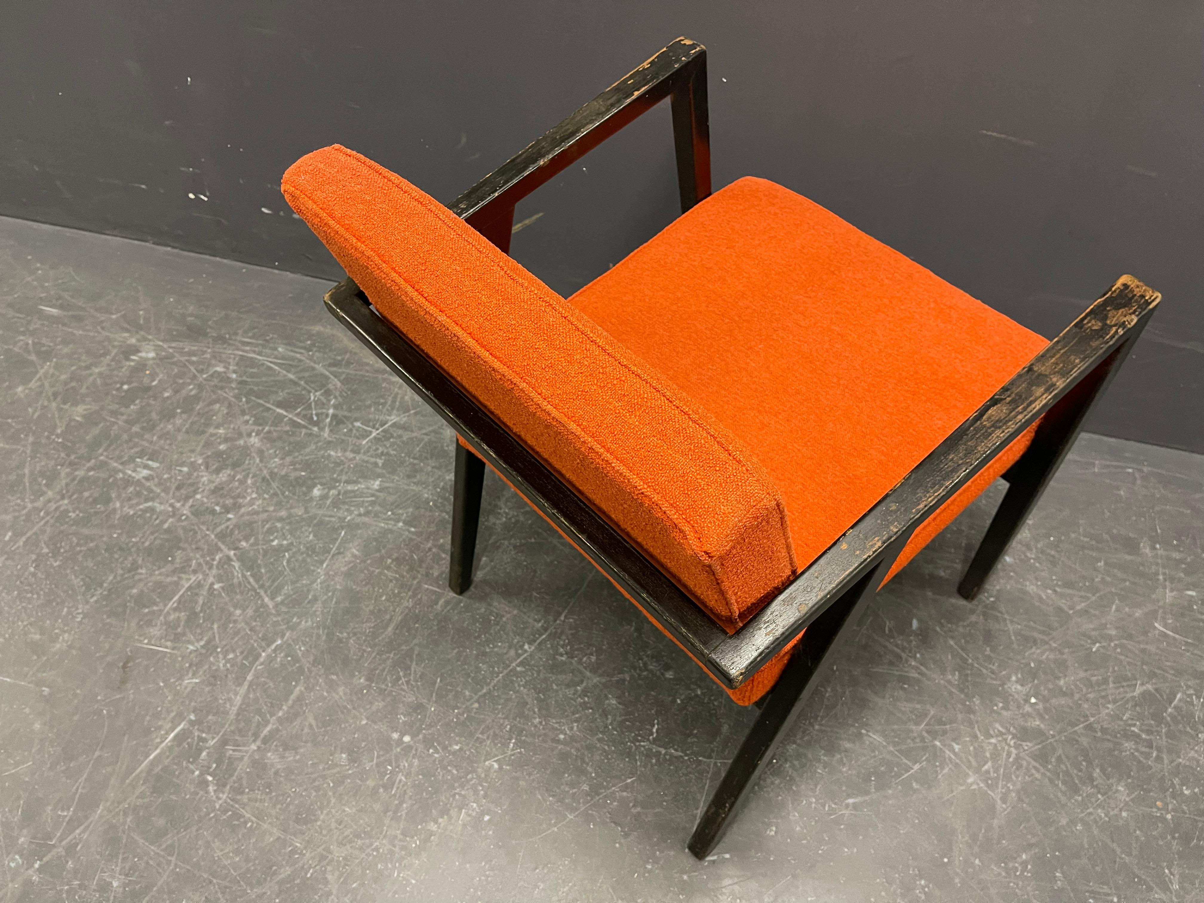 Mid-20th Century Rare No. 48 Armchair by Knoll International For Sale