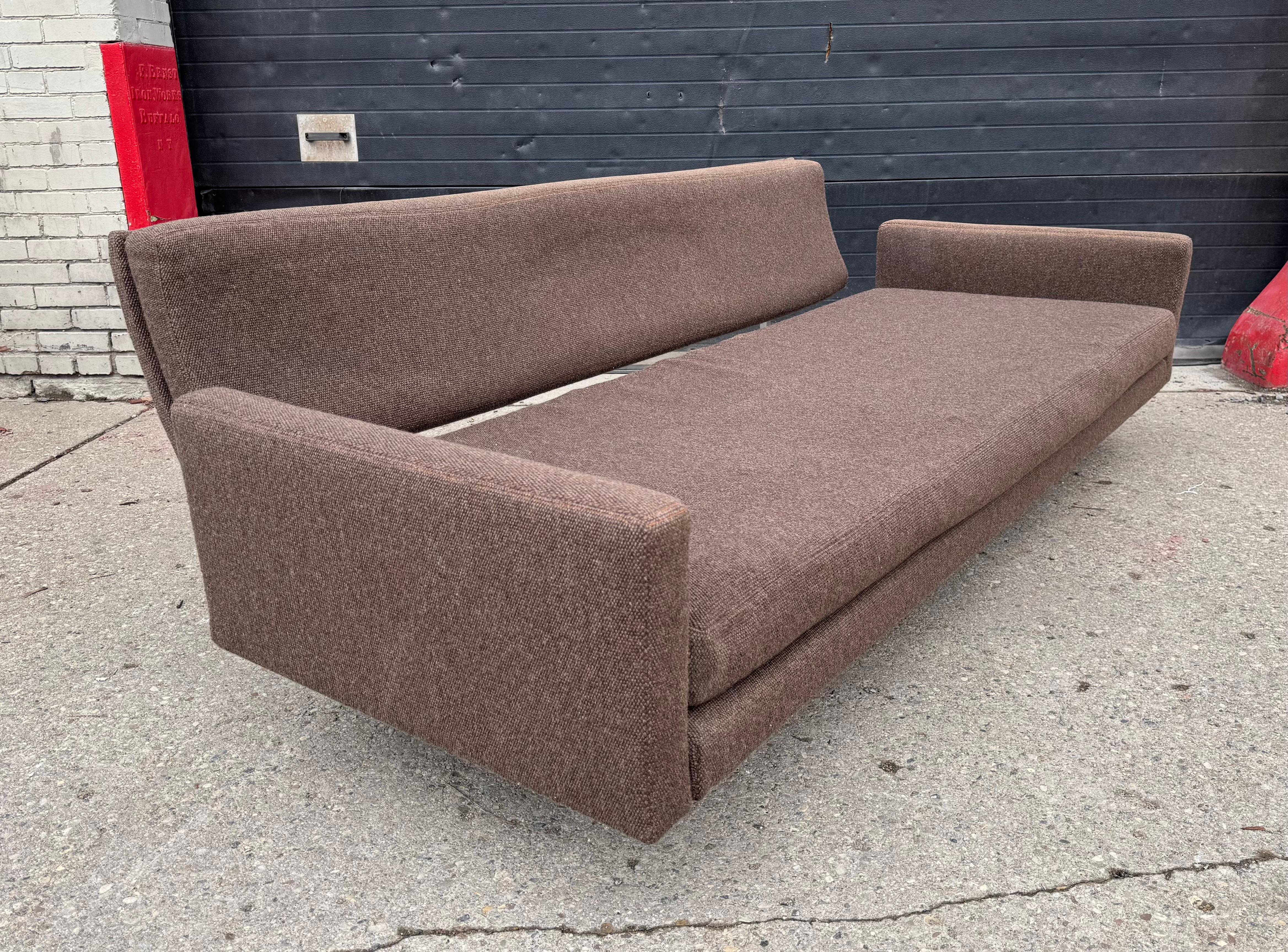 Mid-20th Century Rare No. 704 Richard Schultz Knoll International Daybed / Sofa For Sale