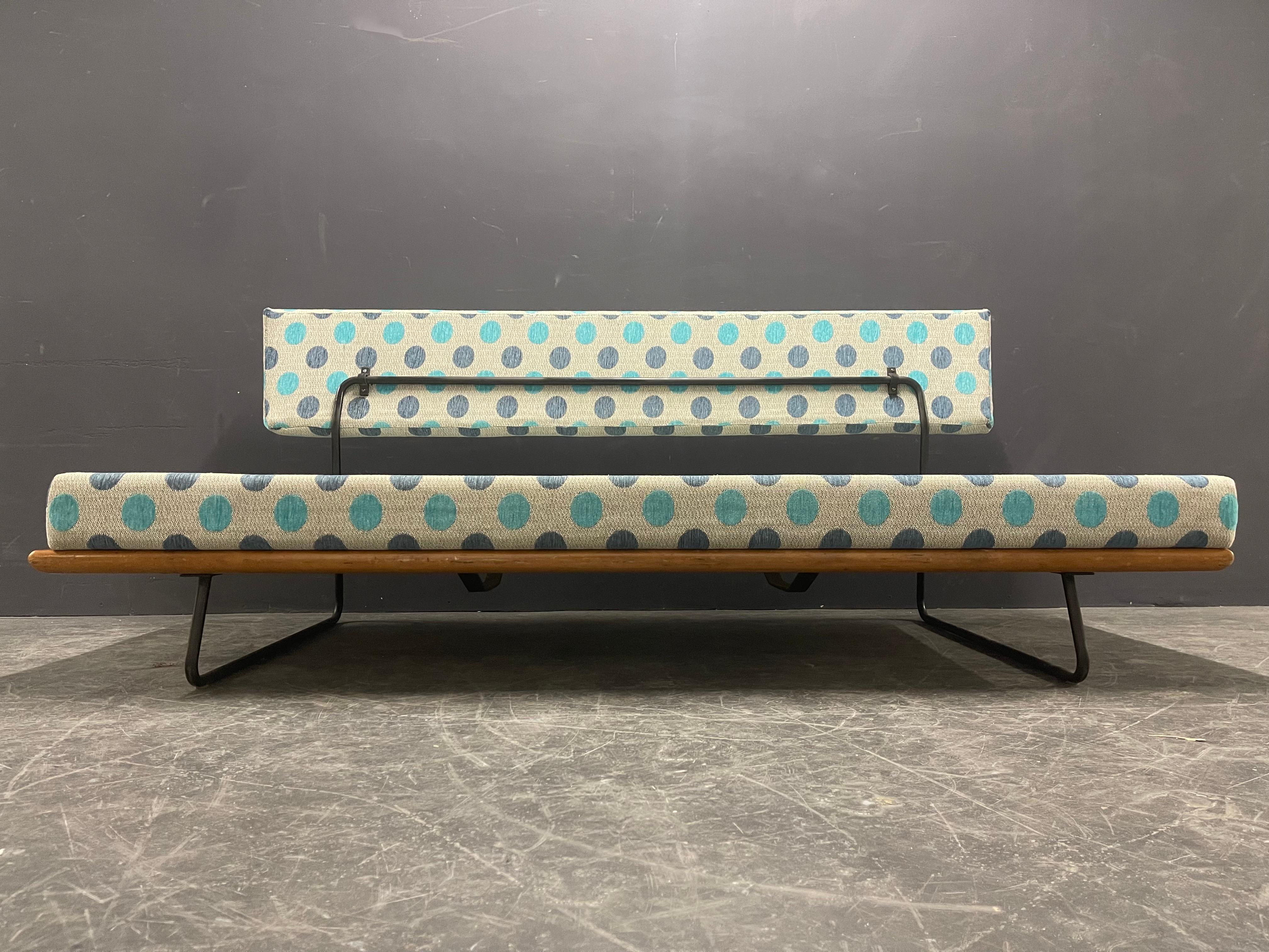 Mid-Century Modern Rare No. 853 Daybed / Sofa by Cassina For Sale
