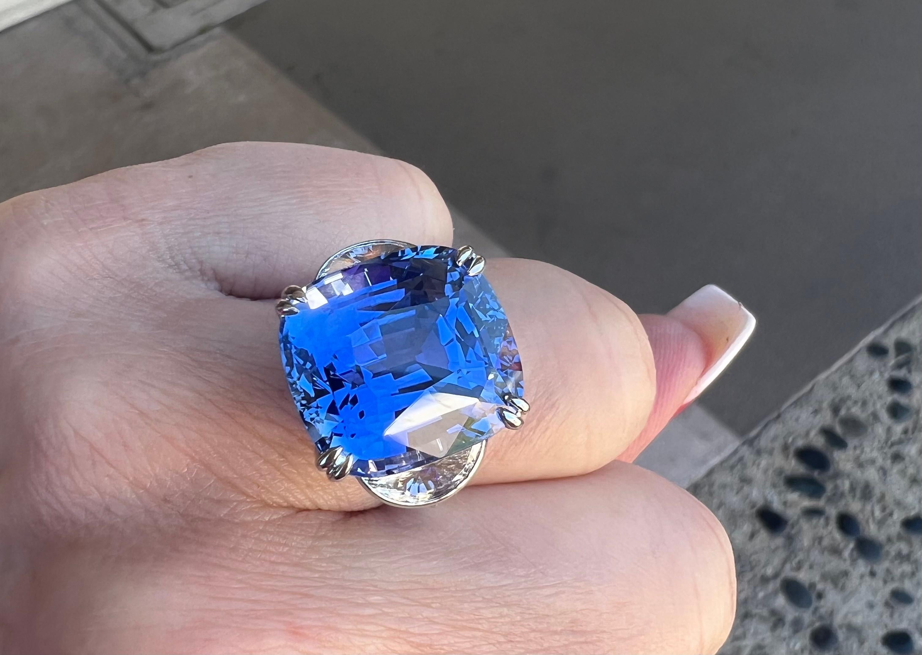 Rare No Heat 33.77 Carat GIA Certified Brilliant Cut Sapphire and Diamond Ring In Excellent Condition In Tustin, CA