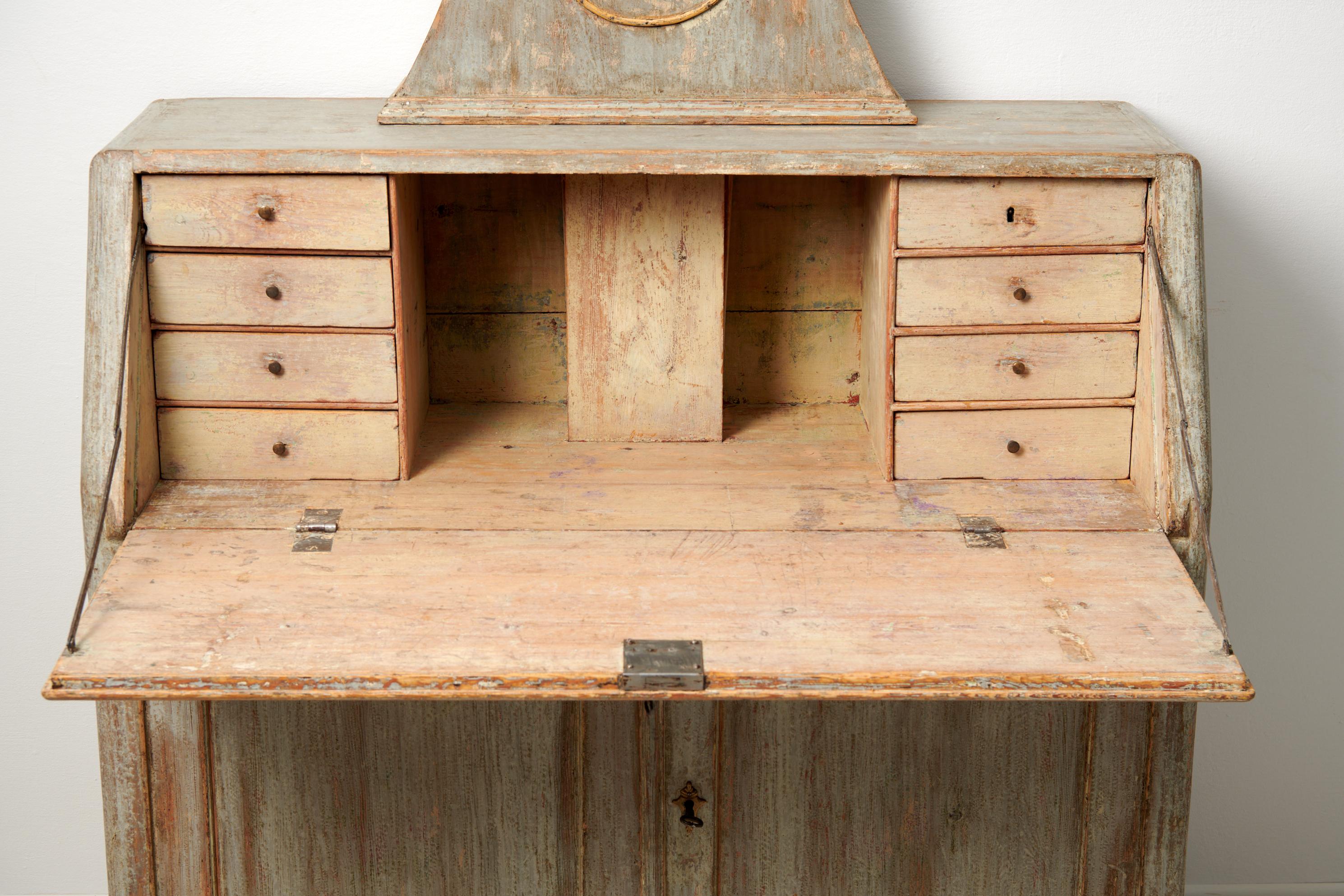 Rare Northern Swedish Antique Pine Secretary Clock Desk For Sale 3
