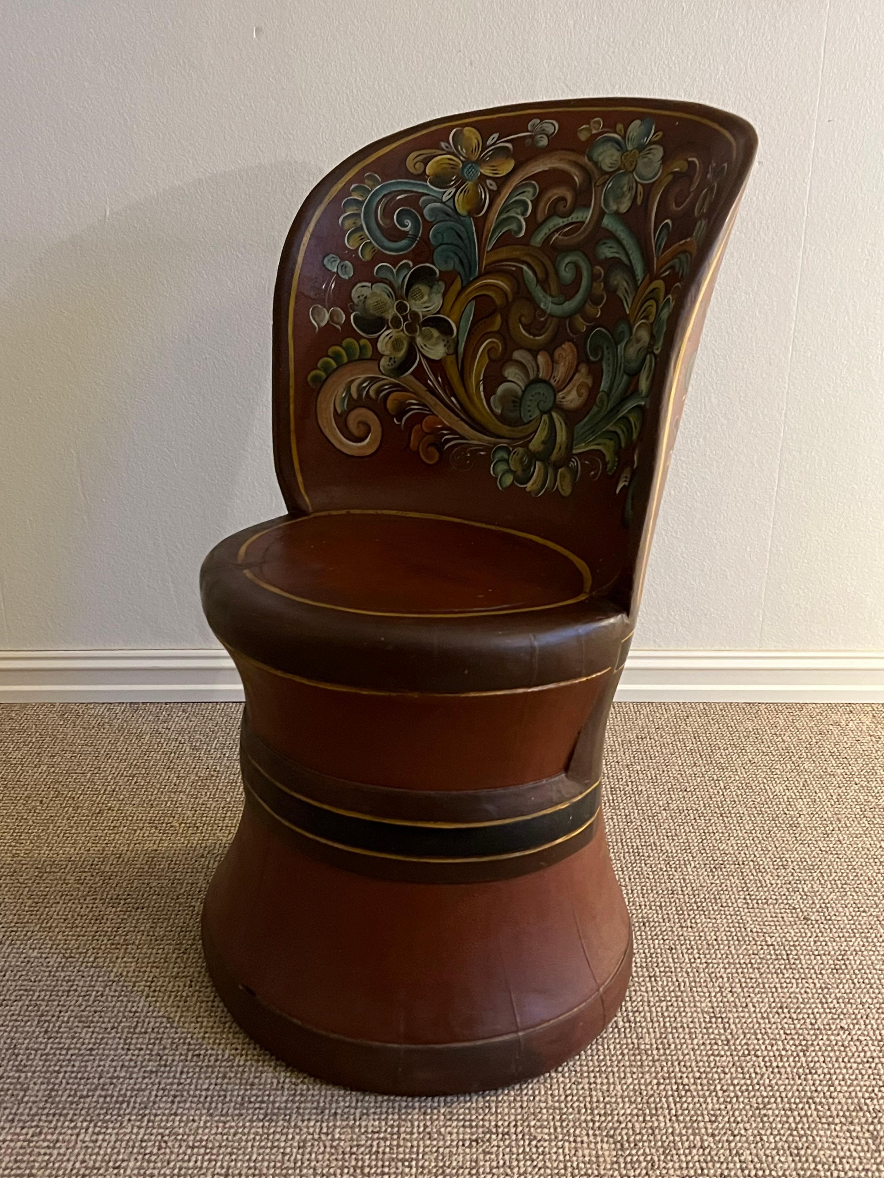 Rare Kubbestol norvégien, Primitive Telemark Rosemaling, Norvège en vente 2