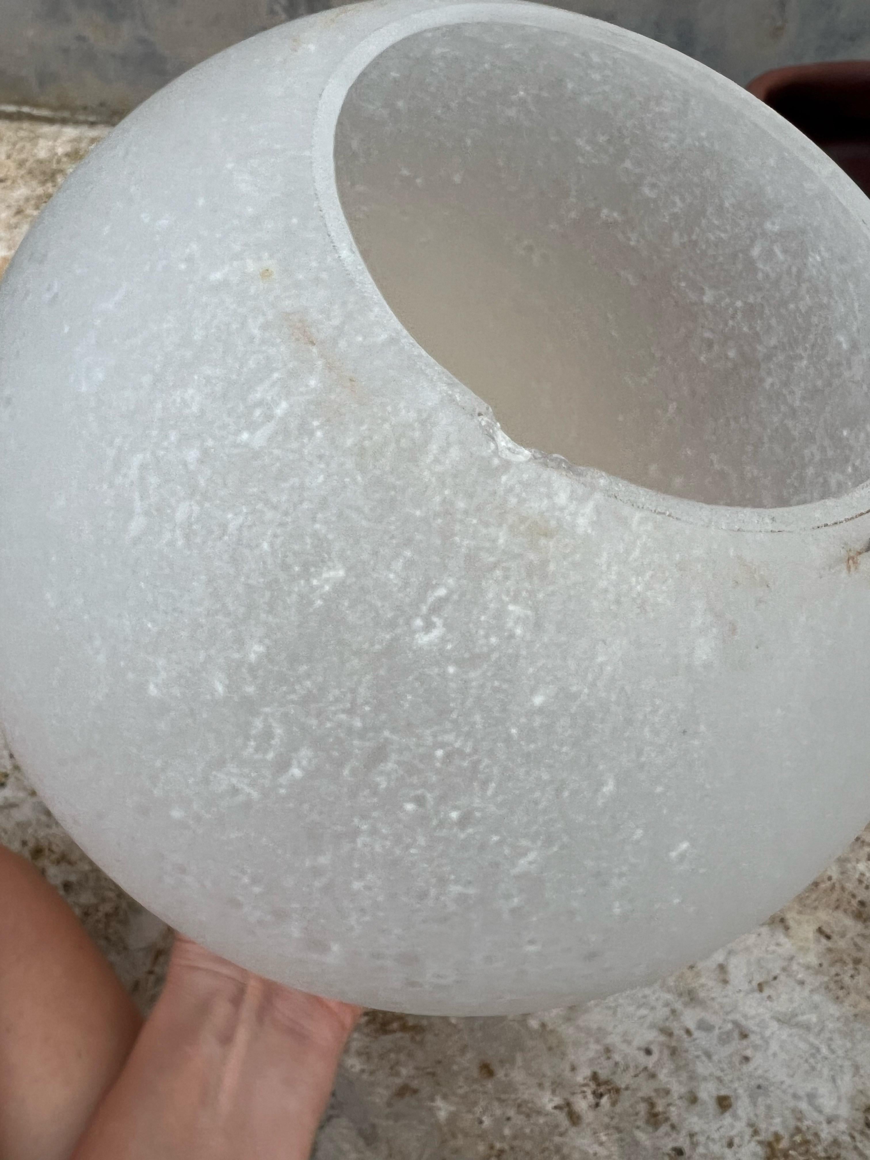 Rara lámpara de sobremesa Nova Tecno en cuero y cristal esmerilado, Italia, años 70 en venta 4