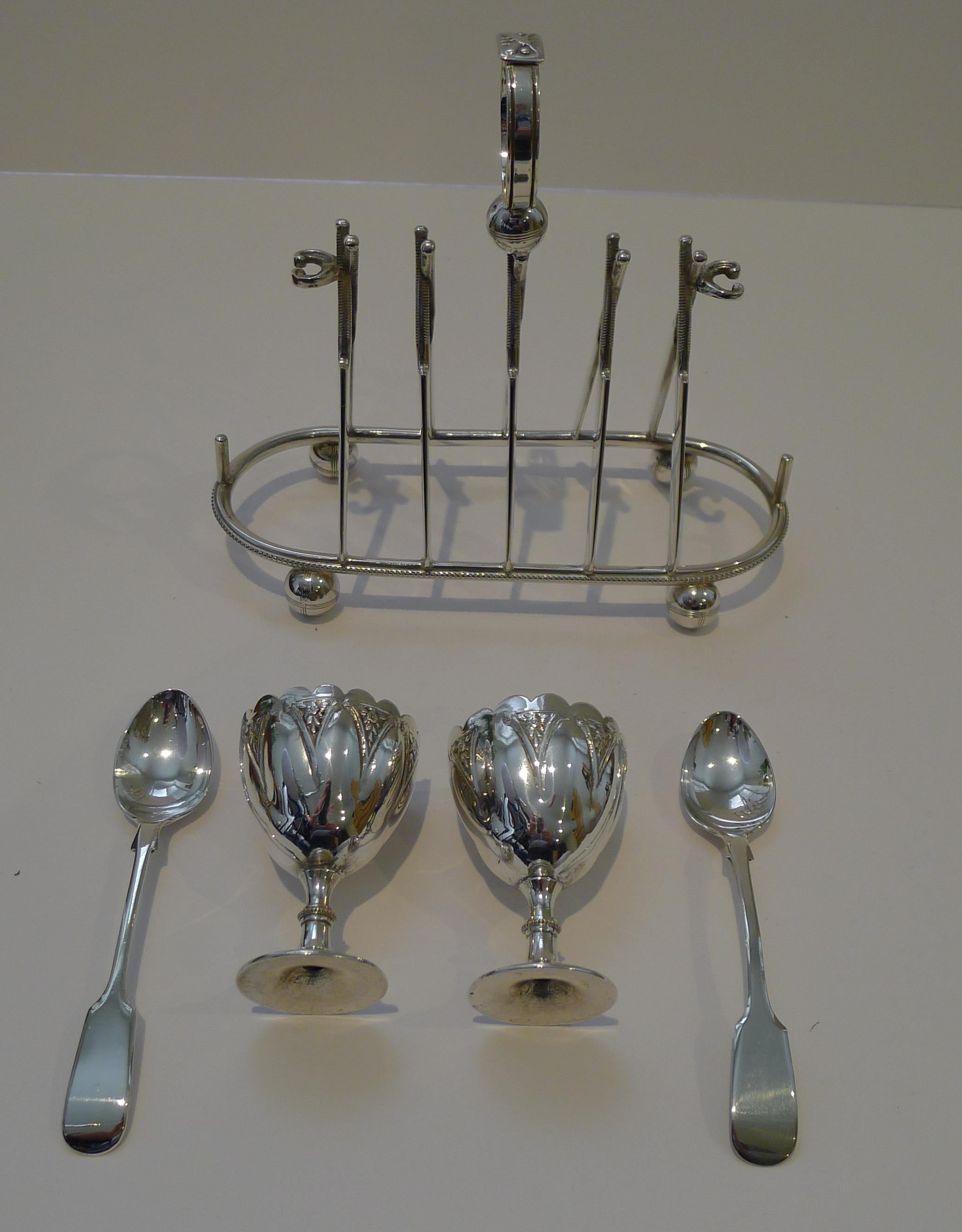 Rare Novelty Cricket Two Egg Cruet / Toast Rack - 1872 In Good Condition For Sale In Bath, GB