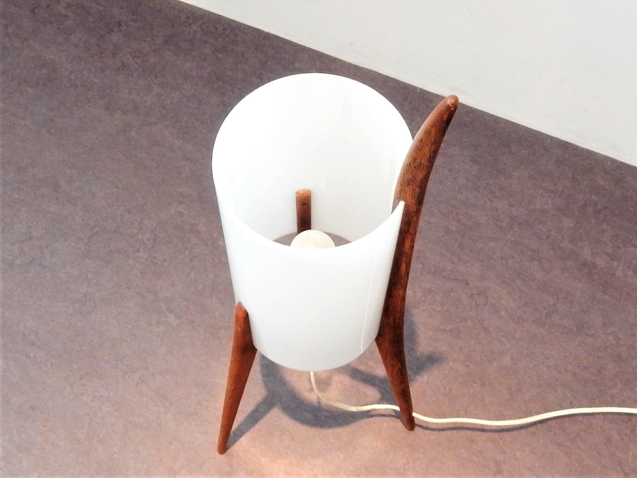 Swedish Rare Oak and Plexiglass Tripod Floor Lamp by Uno & Östen Kristiansson for Luxus For Sale