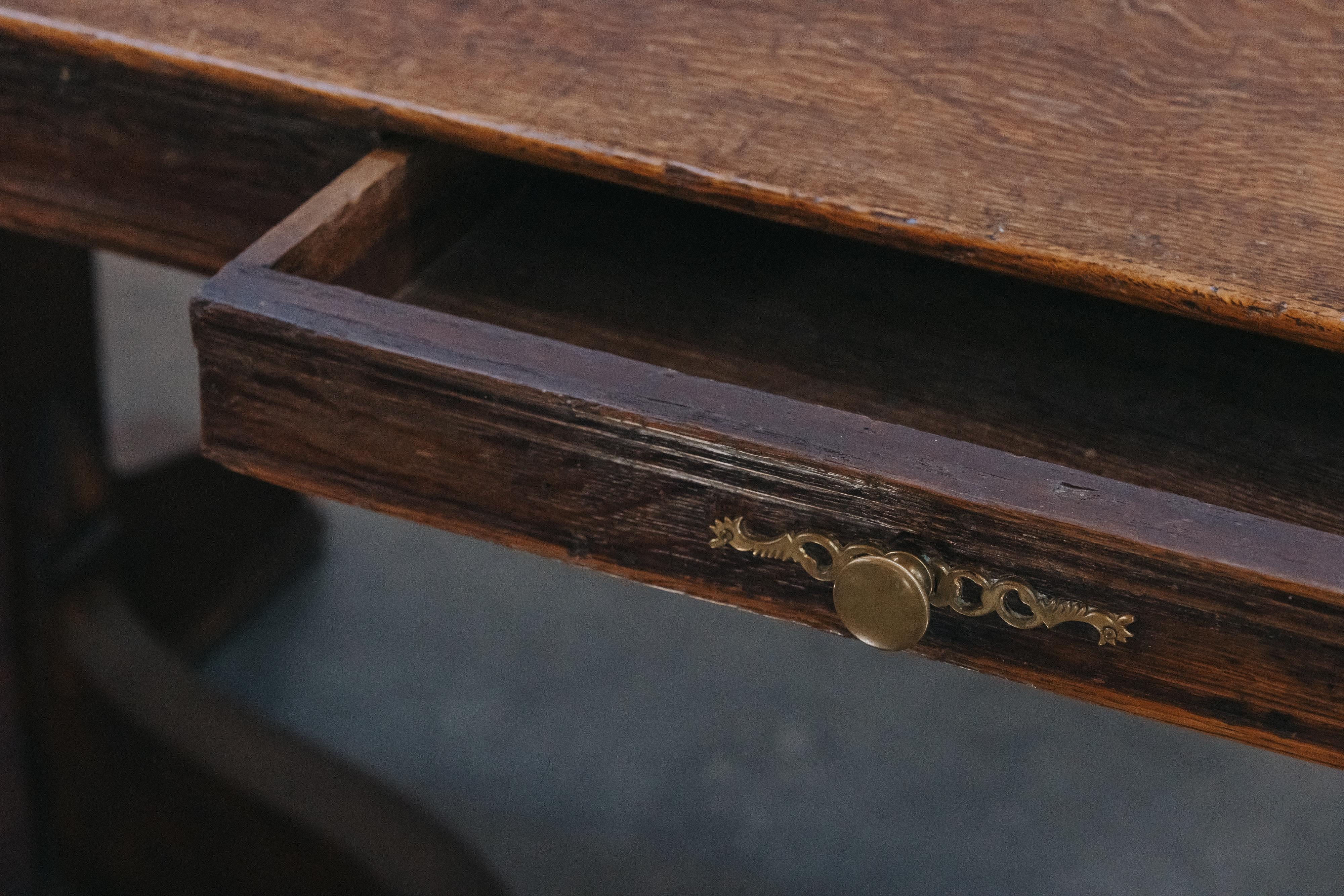 Chêne Rare console d'atelier en chêne de France, vers 1920 en vente