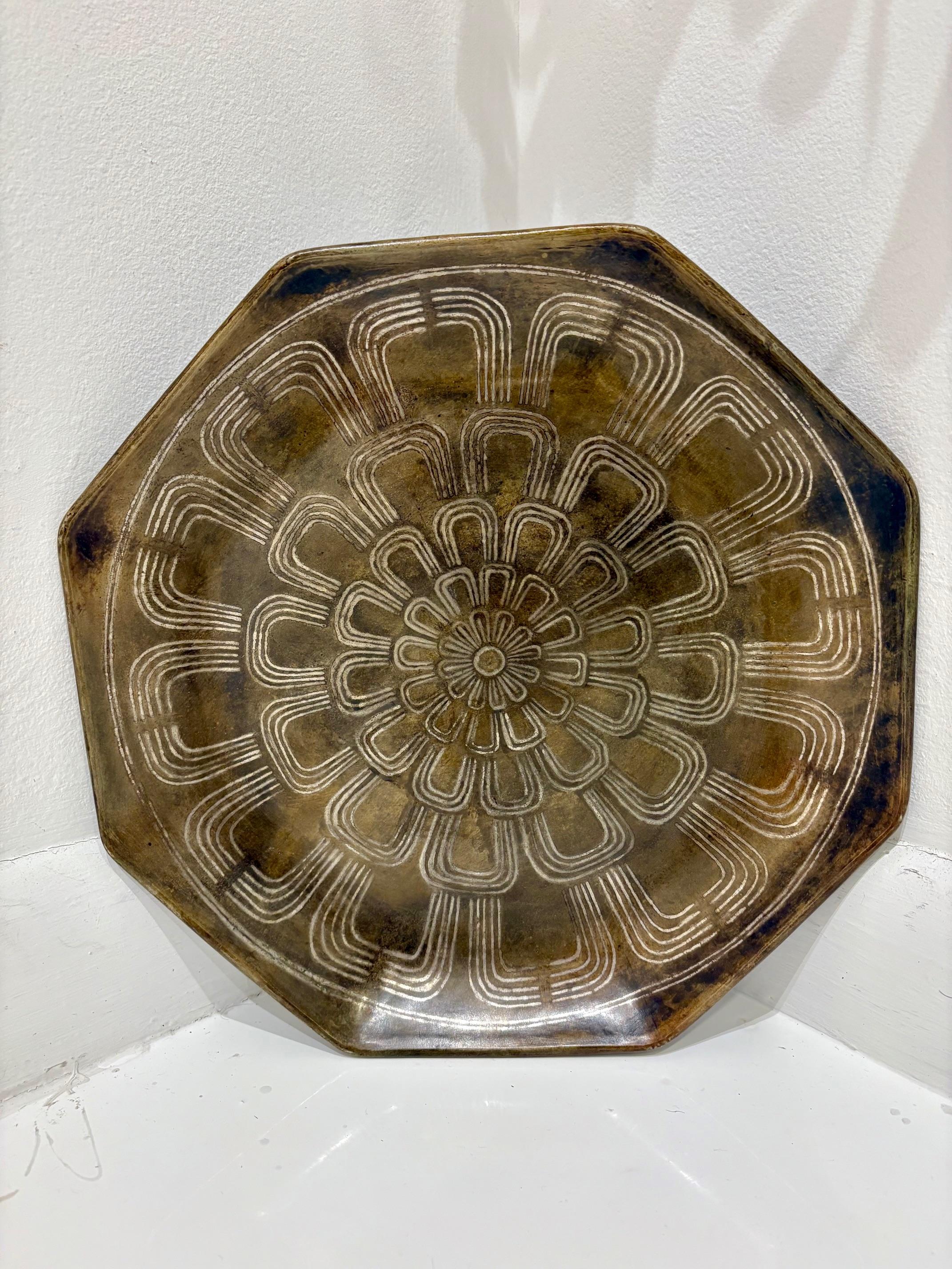 Cuivre Rare chargeur octogonal Dinanderie en cuivre patiné de Jean Dunand en vente