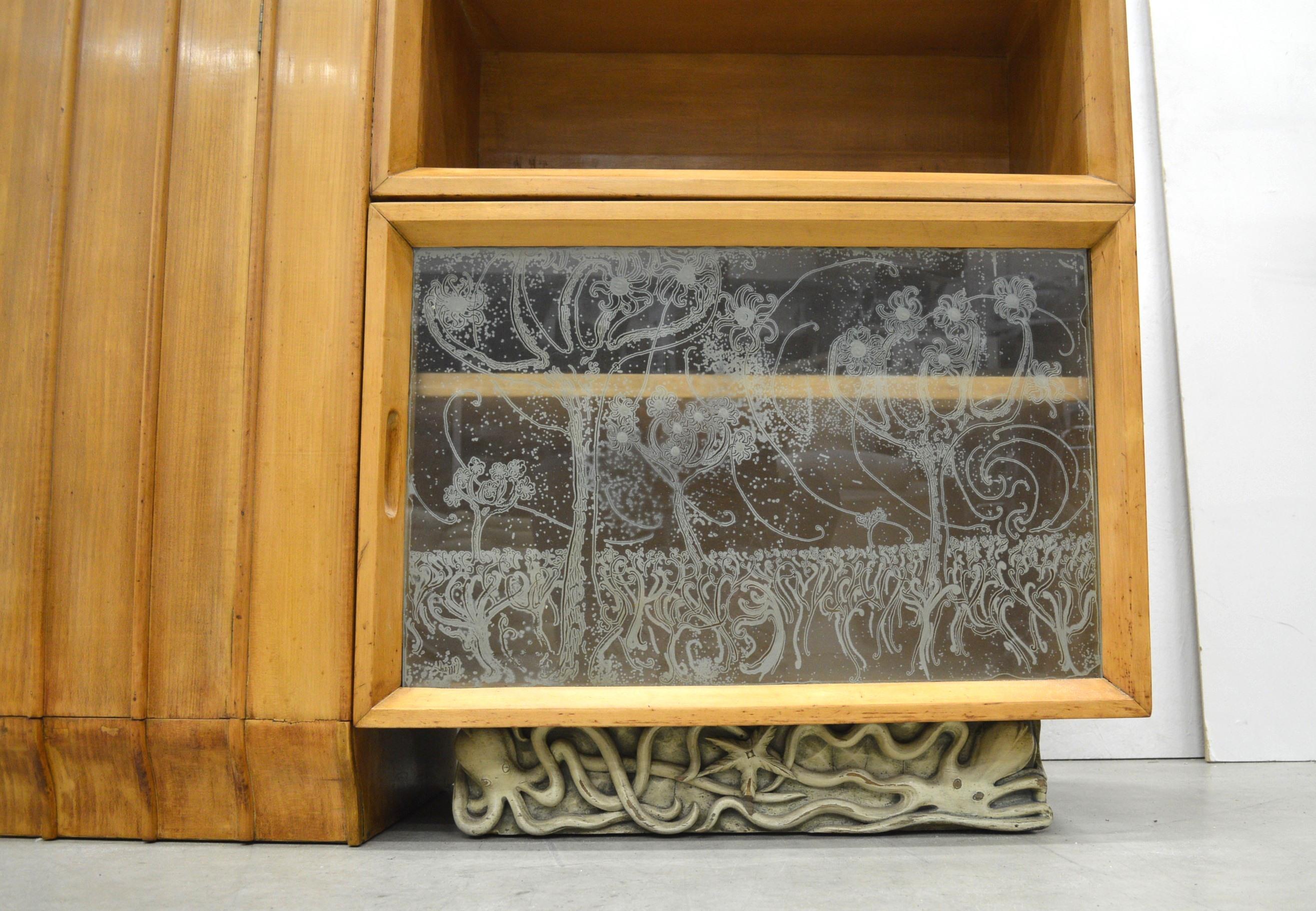 Hand-Crafted Rare Octopus Cabinet by Osvaldo Borsani Milano ABV 1940s For Sale