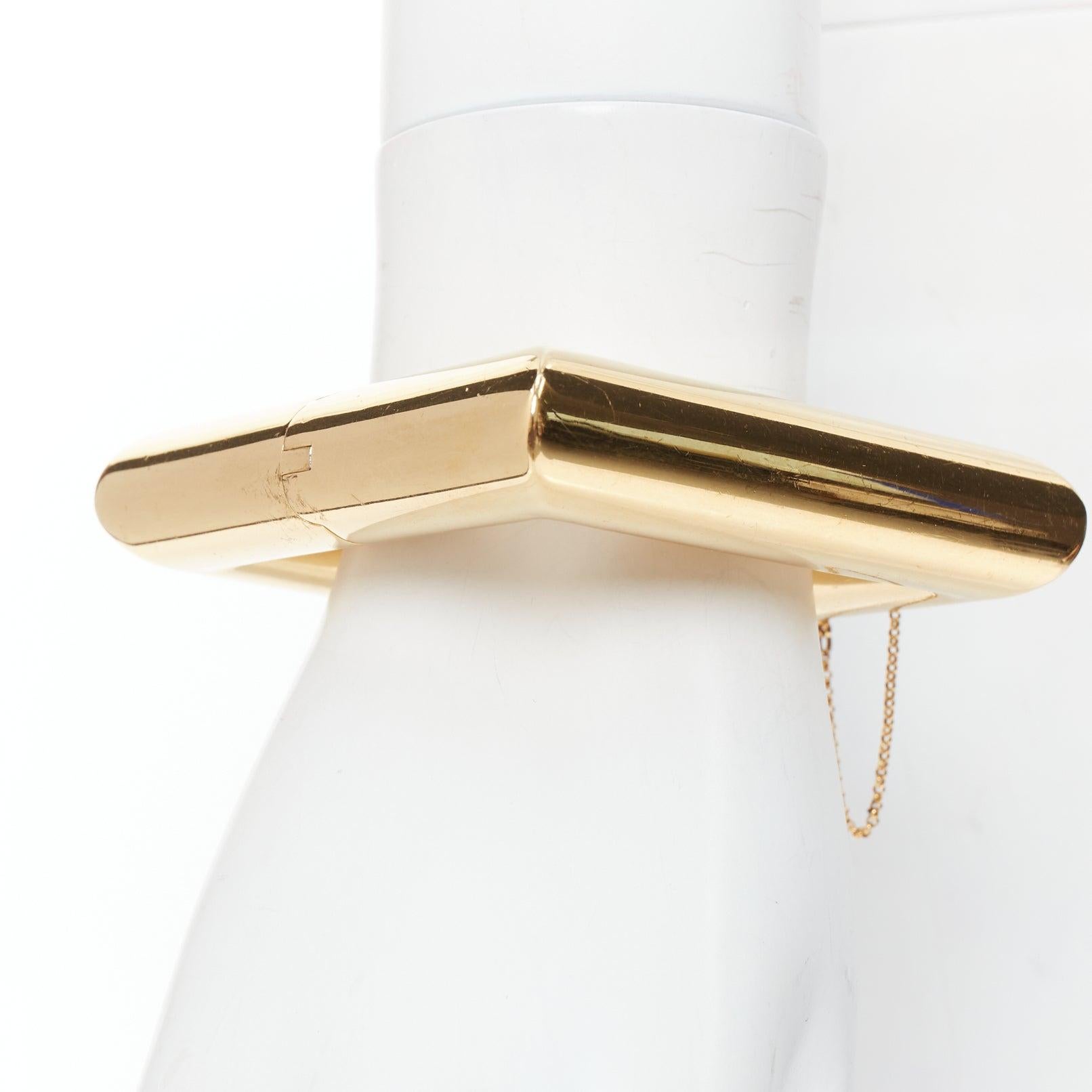 CÉLINE Phoebe Philo Runway rare manchette bangle carrée tubulaire dorée S Bon état - En vente à Hong Kong, NT