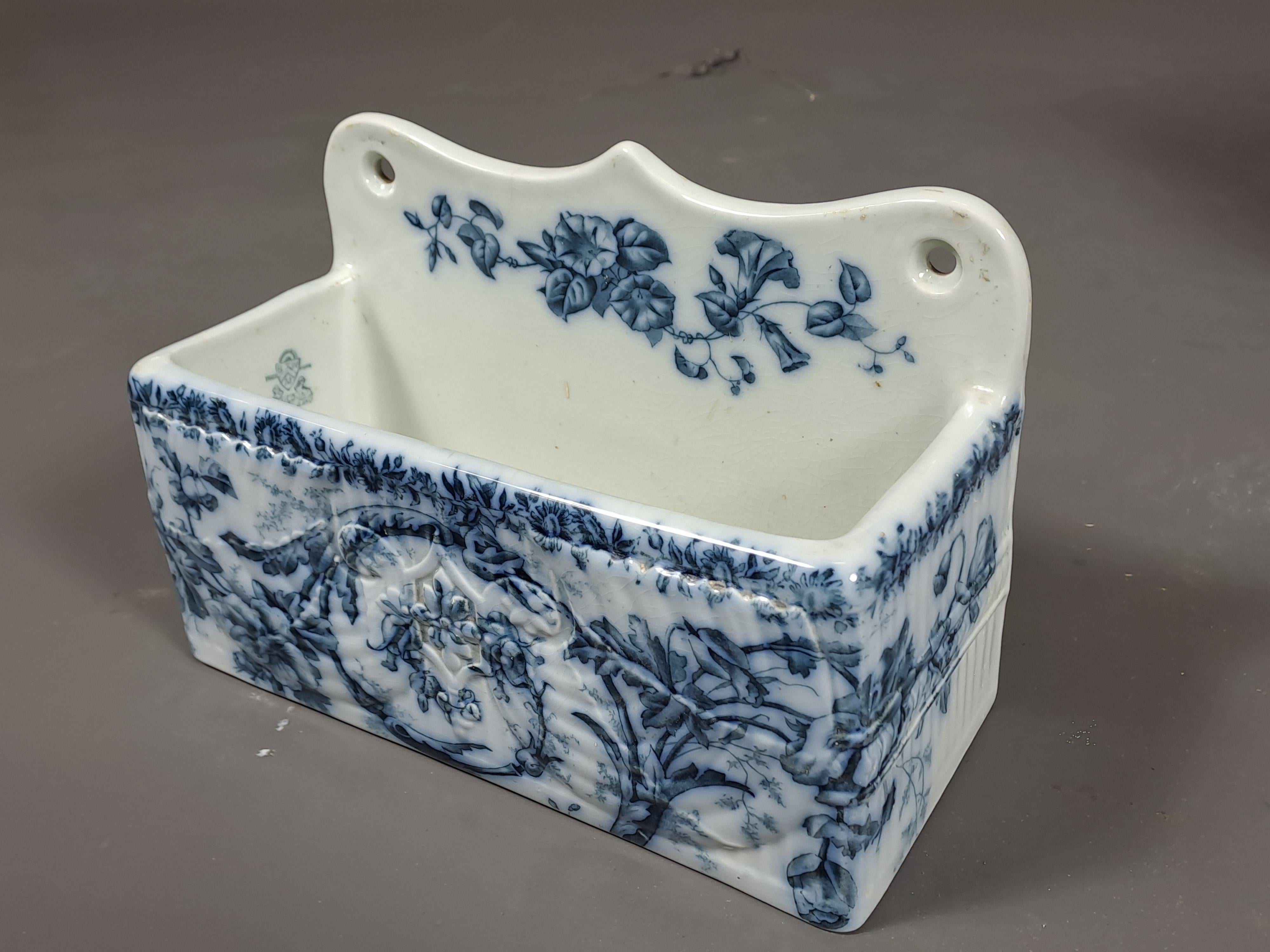 Rare Old Toilet Tank And Its Soap Dish In Fine English Porcelain 4