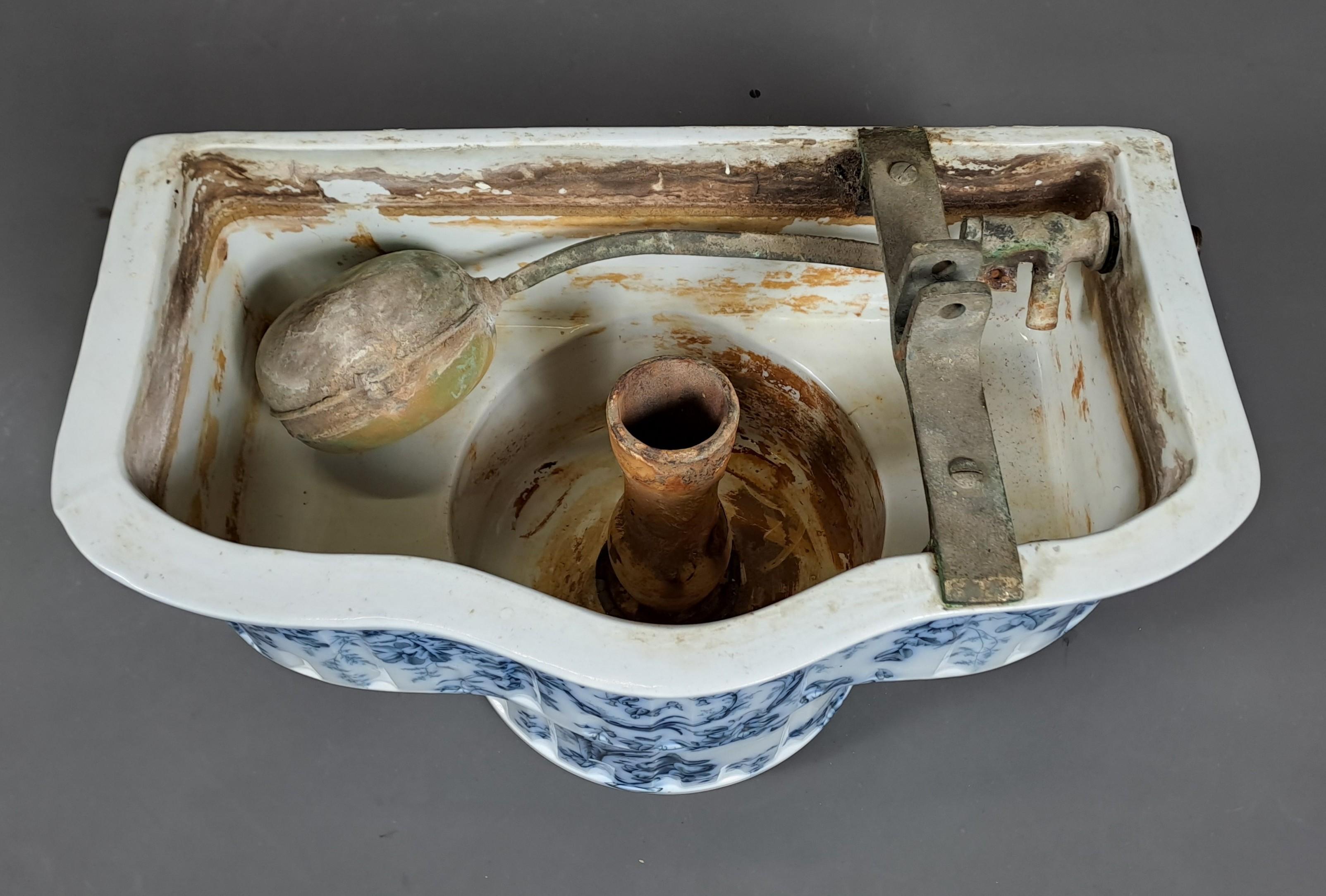 Rare Old Toilet Tank And Its Soap Dish In Fine English Porcelain 6