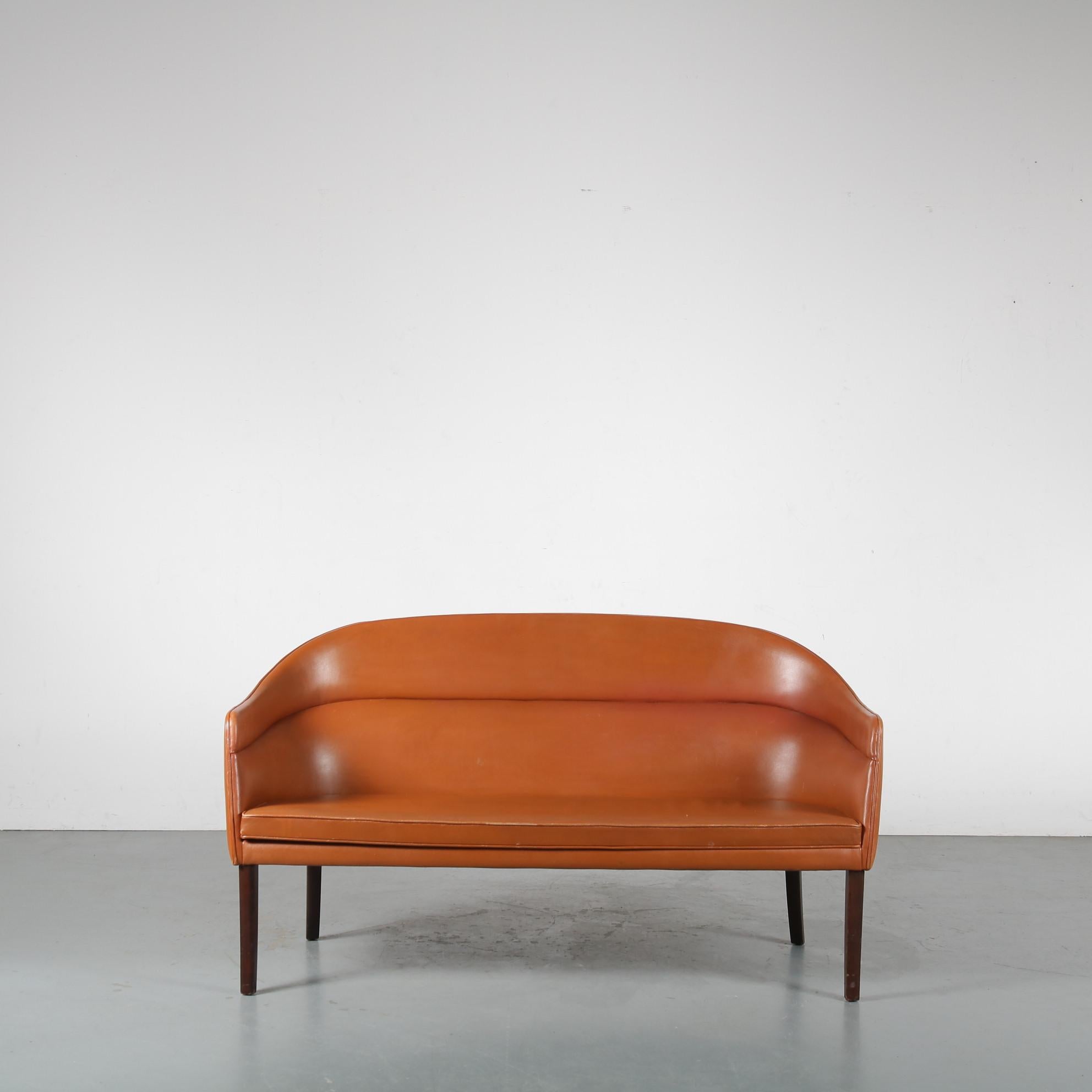Rare Ole Wanscher Sofa for J. Jeppesen, Denmark, 1950 In Good Condition For Sale In Amsterdam, NL