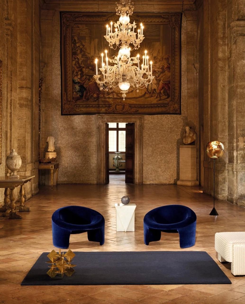 Rare Olivier Mourgue Montreal armchairs dark blue velvet For Sale 3