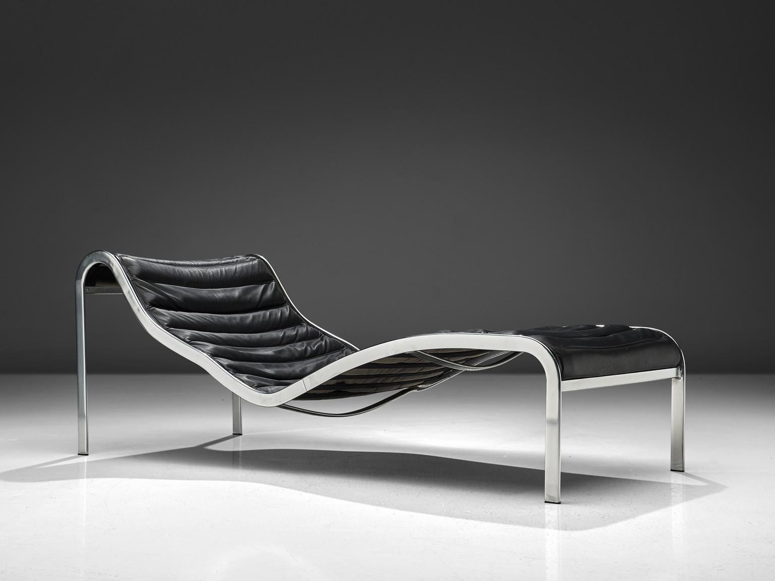 Olivier Mourgue per Airborne, chaise longue, pelle nera, acciaio, Francia, anni '60

Una rara chaise lounge della collezione 