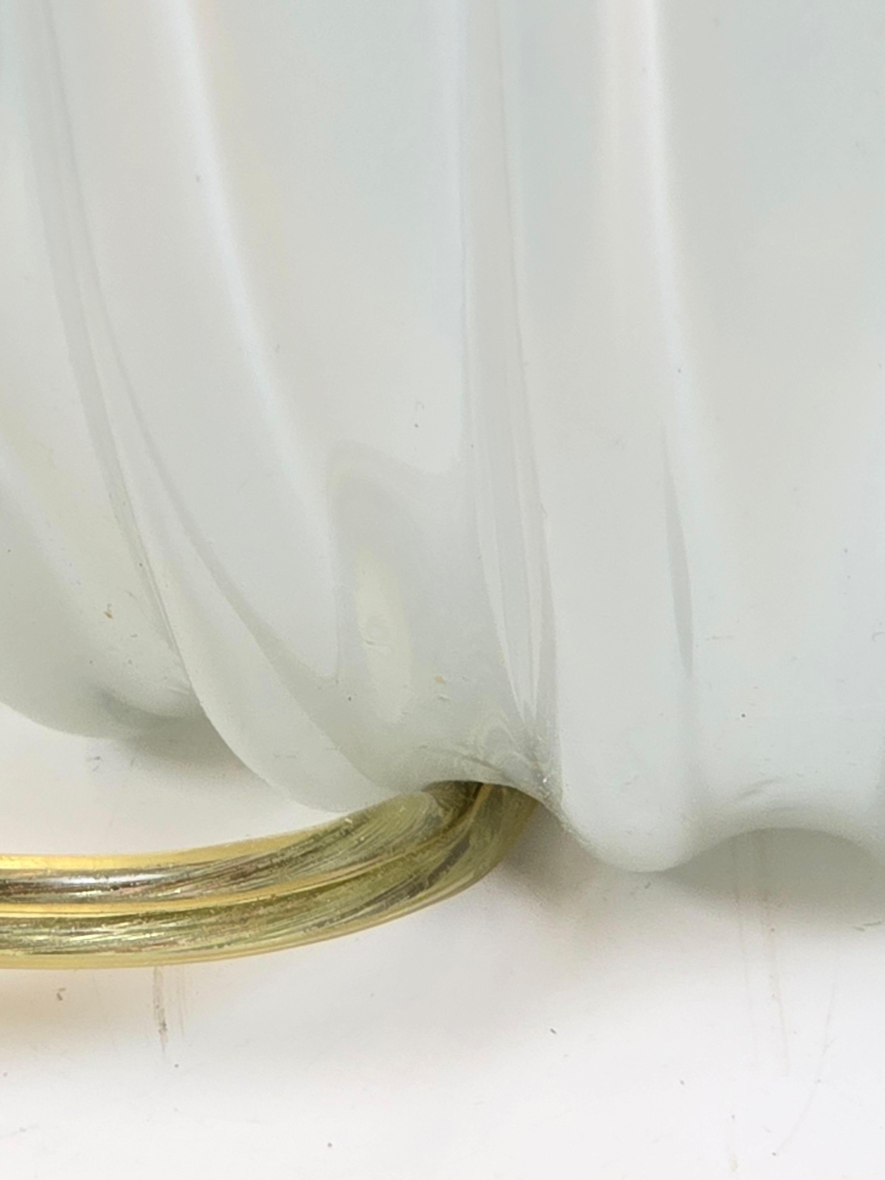 Rara lámpara de mesa opalescente de Barovier & Toso en Bueno estado para la venta en Kilmarnock, VA