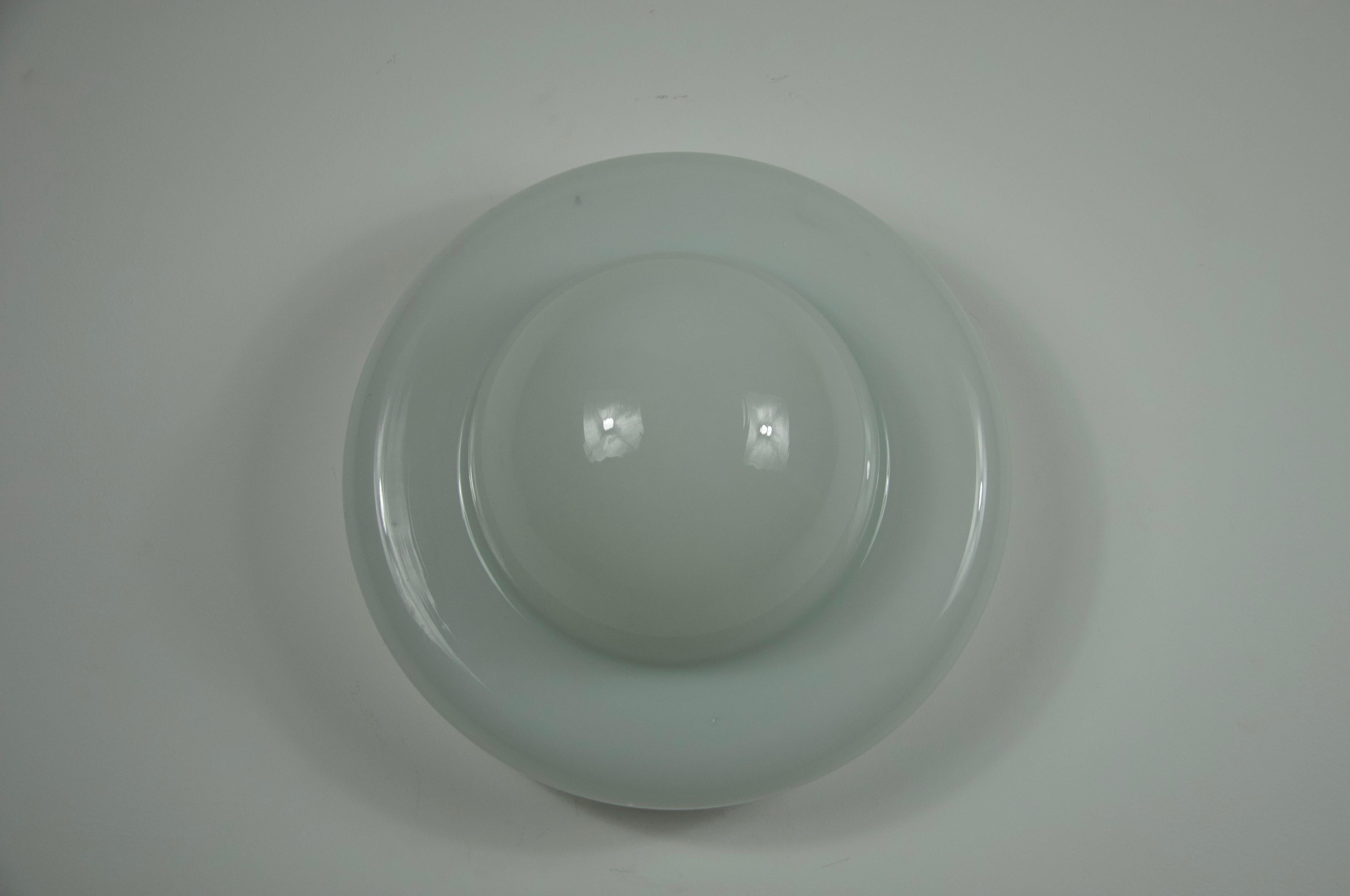 Seltene Opalglas-Unterputz- oder Wandleuchte, Italien, 1960er Jahre (Moderne der Mitte des Jahrhunderts) im Angebot