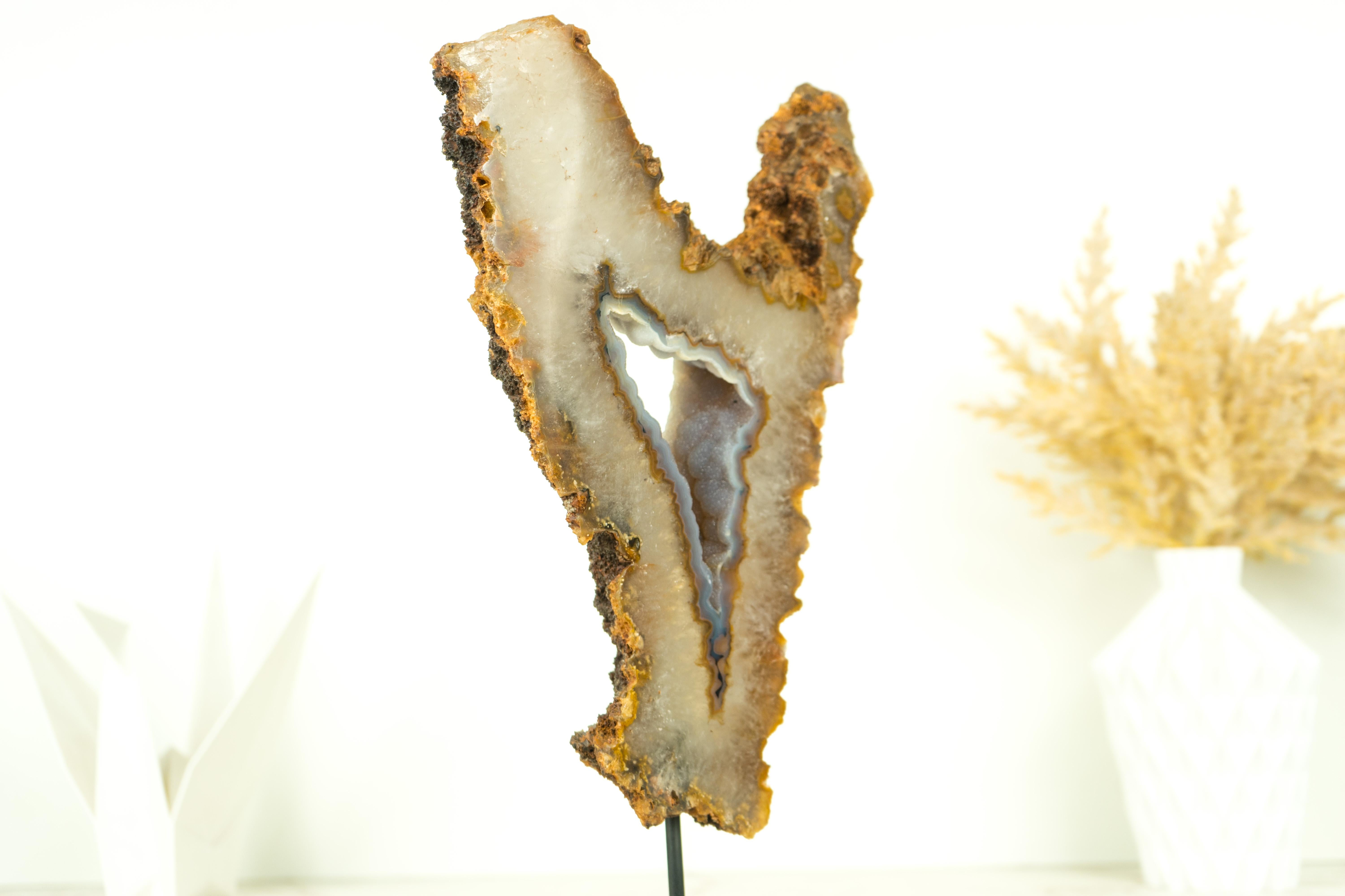 Rare Orange Agate with Baby Blue Galaxy Druzy Geode Portal, Natural and Ethical In New Condition For Sale In Ametista Do Sul, BR