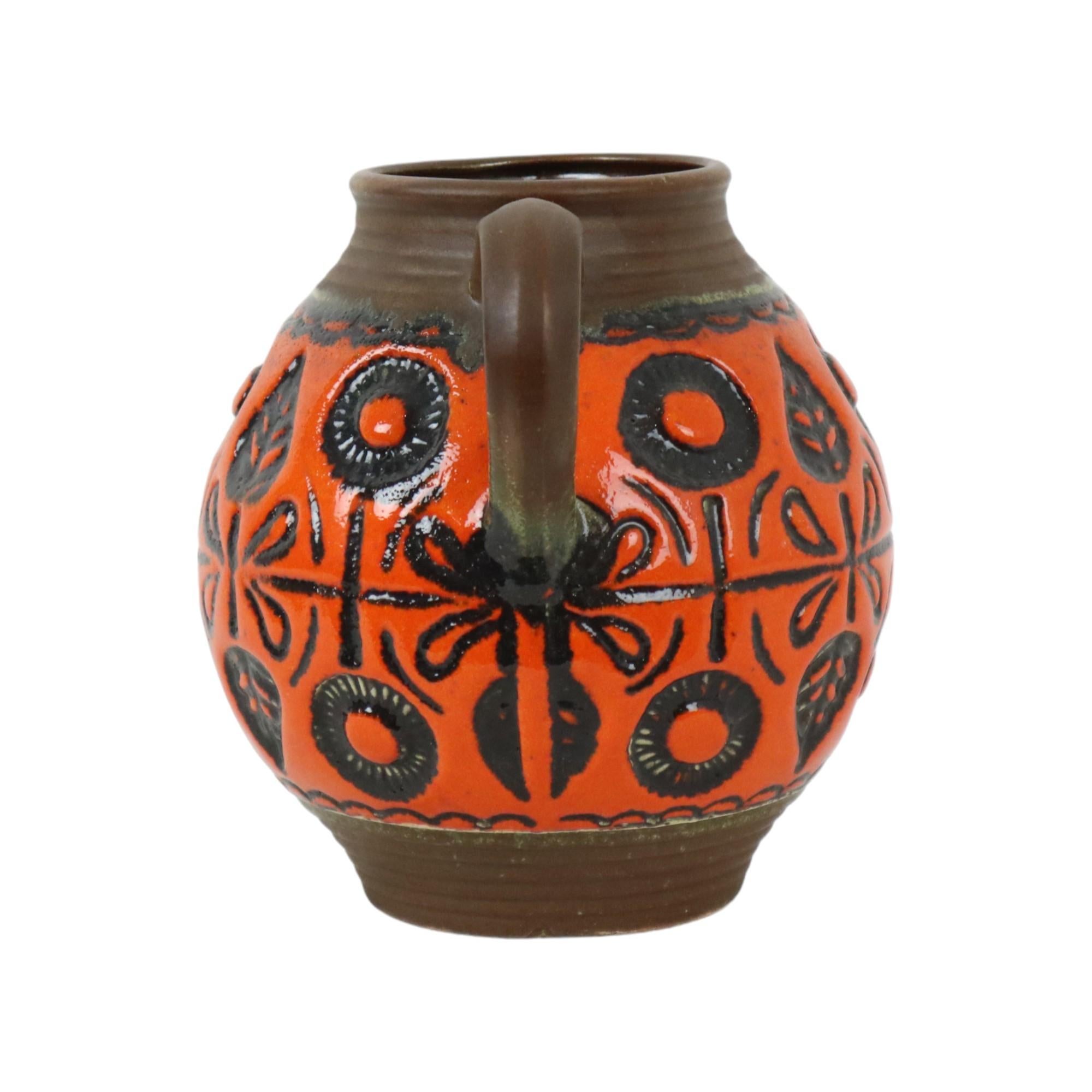 Smaltato Raro vaso a sfera arancione della Germania occidentale in ceramica Wekara 1850-18 in vendita