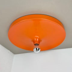 Seltene orangefarbene Wandleuchte „Disc“ von Charlotte Perriand, 50 cm, von Honsel, Deutschland, 1960er Jahre