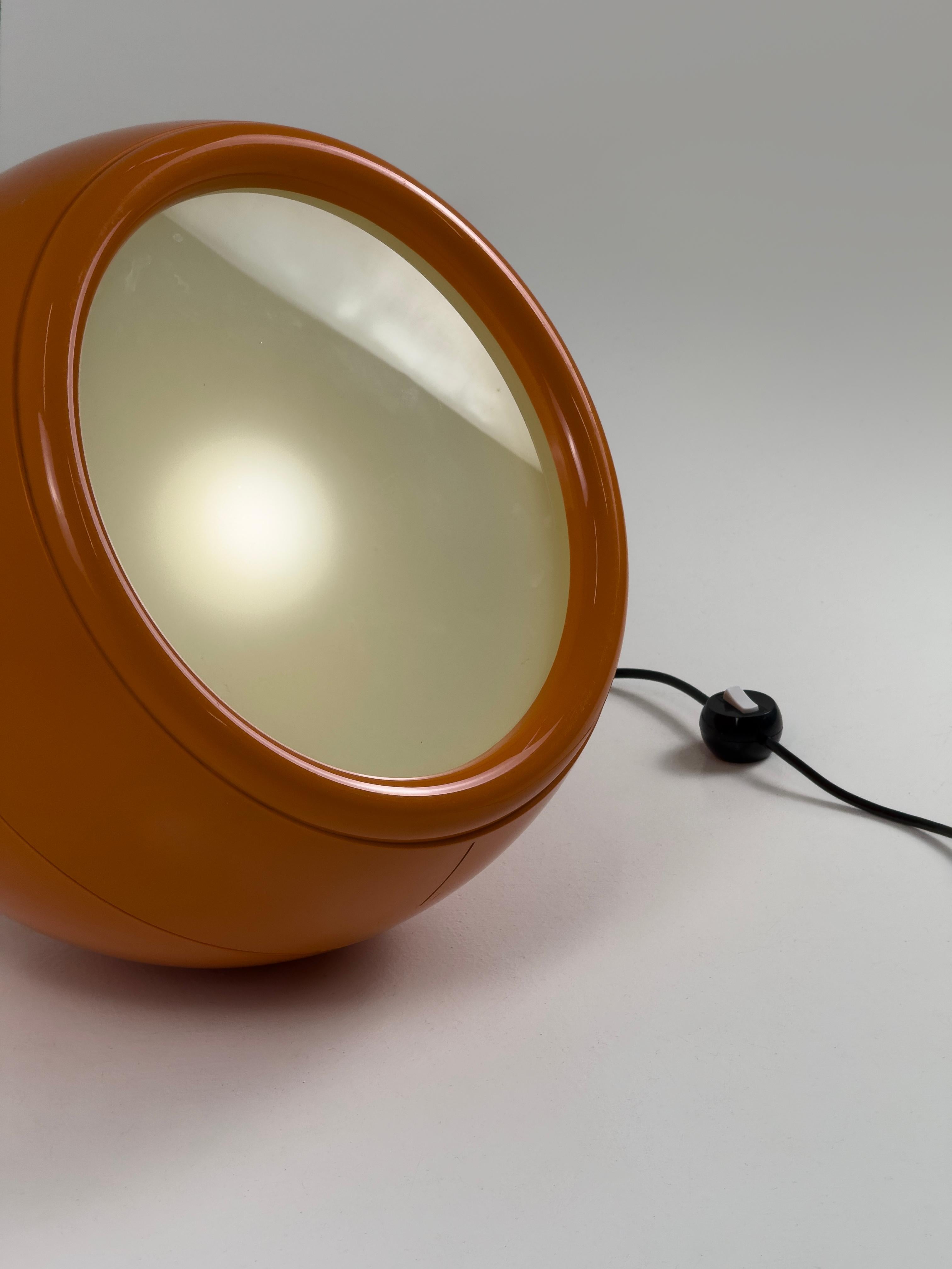 Rare lampadaire Orange Pallade (1ère édition 1968) du Studio Tetrarch pour Artemide en vente 7