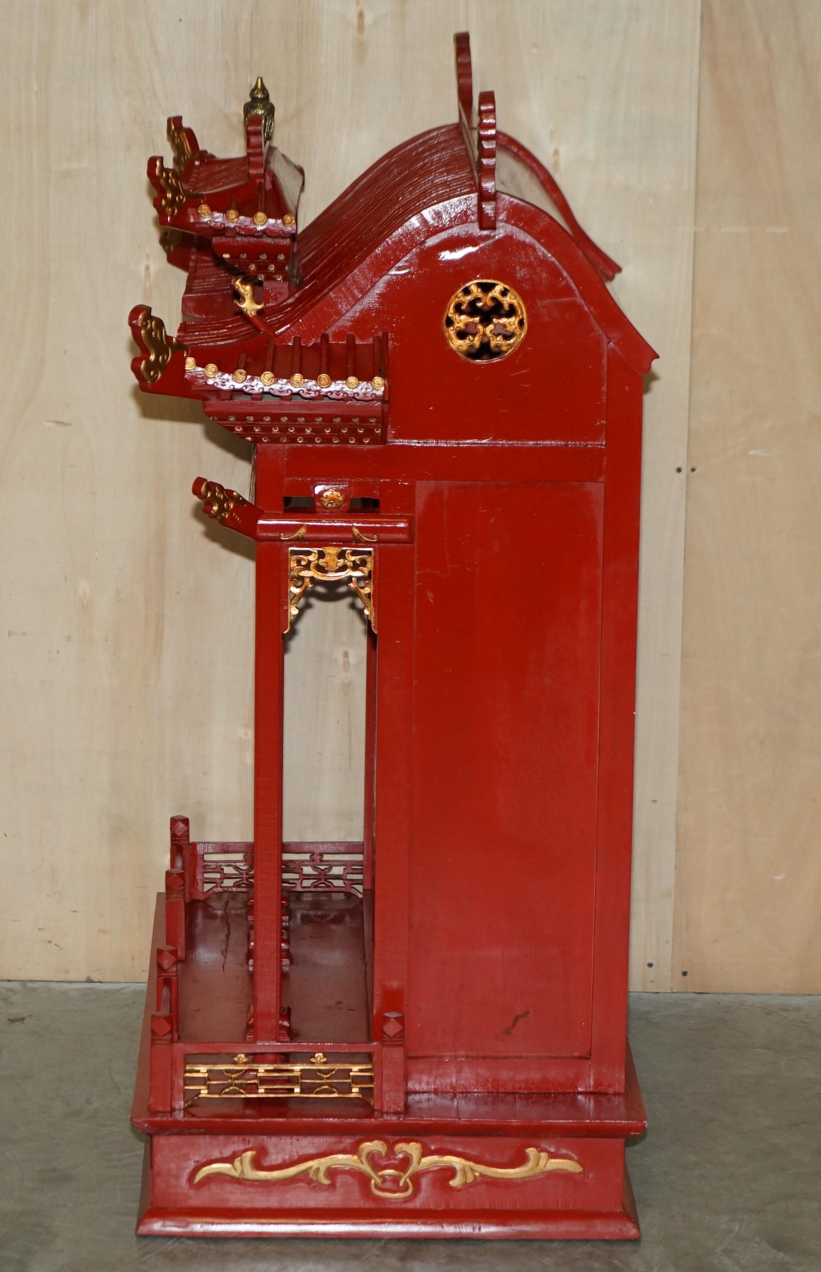 Rare Oriental Chinese Export Vintage Pagoda Top Red Cabinet Very Decorative For Sale 8