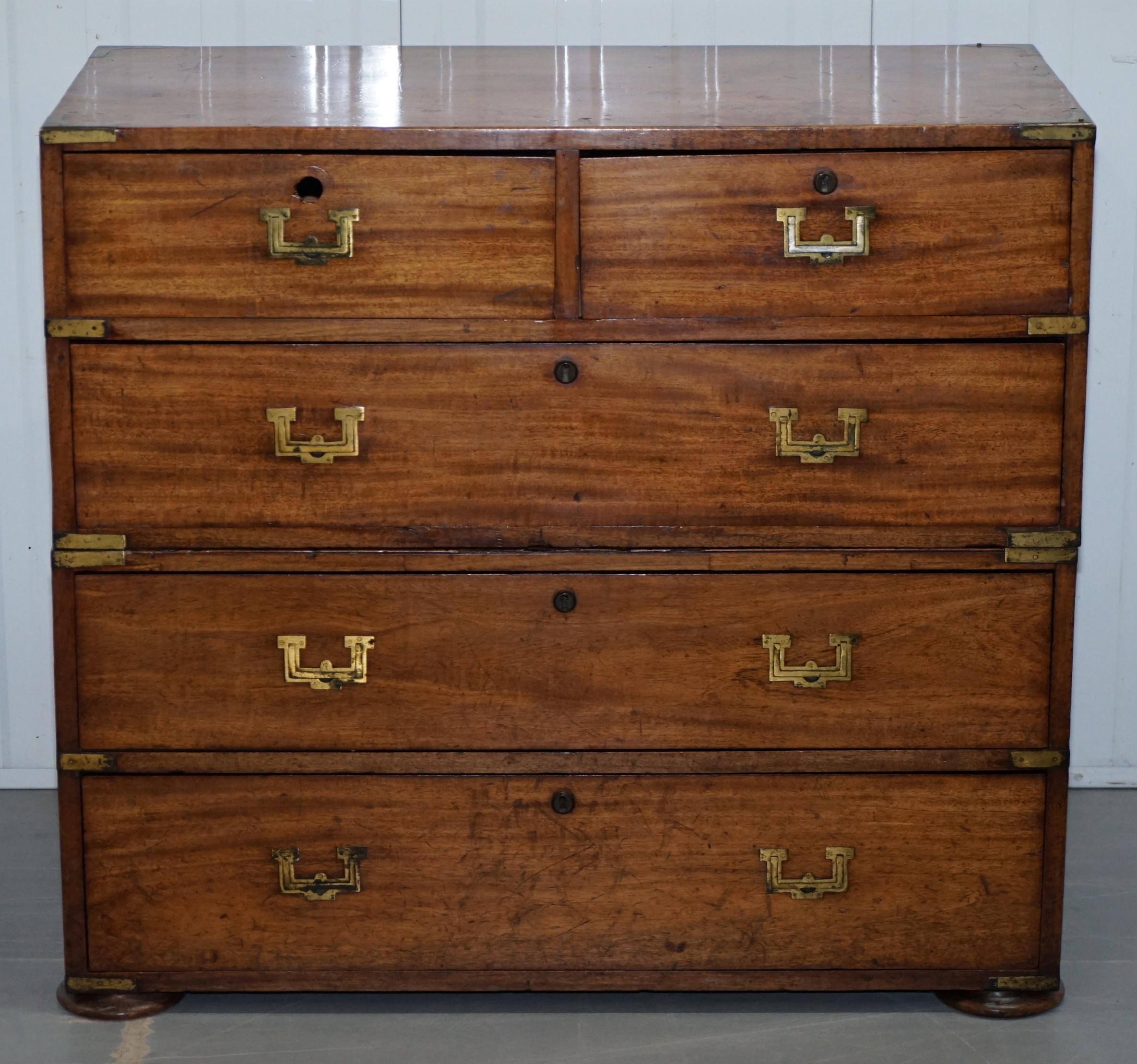 Wimbledon-Furniture

Wimbledon-Furniture is delighted to offer for sale this lovely very rare Military officers Campaign Chest of drawers with the original paper label dated 10th February 1813 which puts this piece in the Napoleonic war era

Please