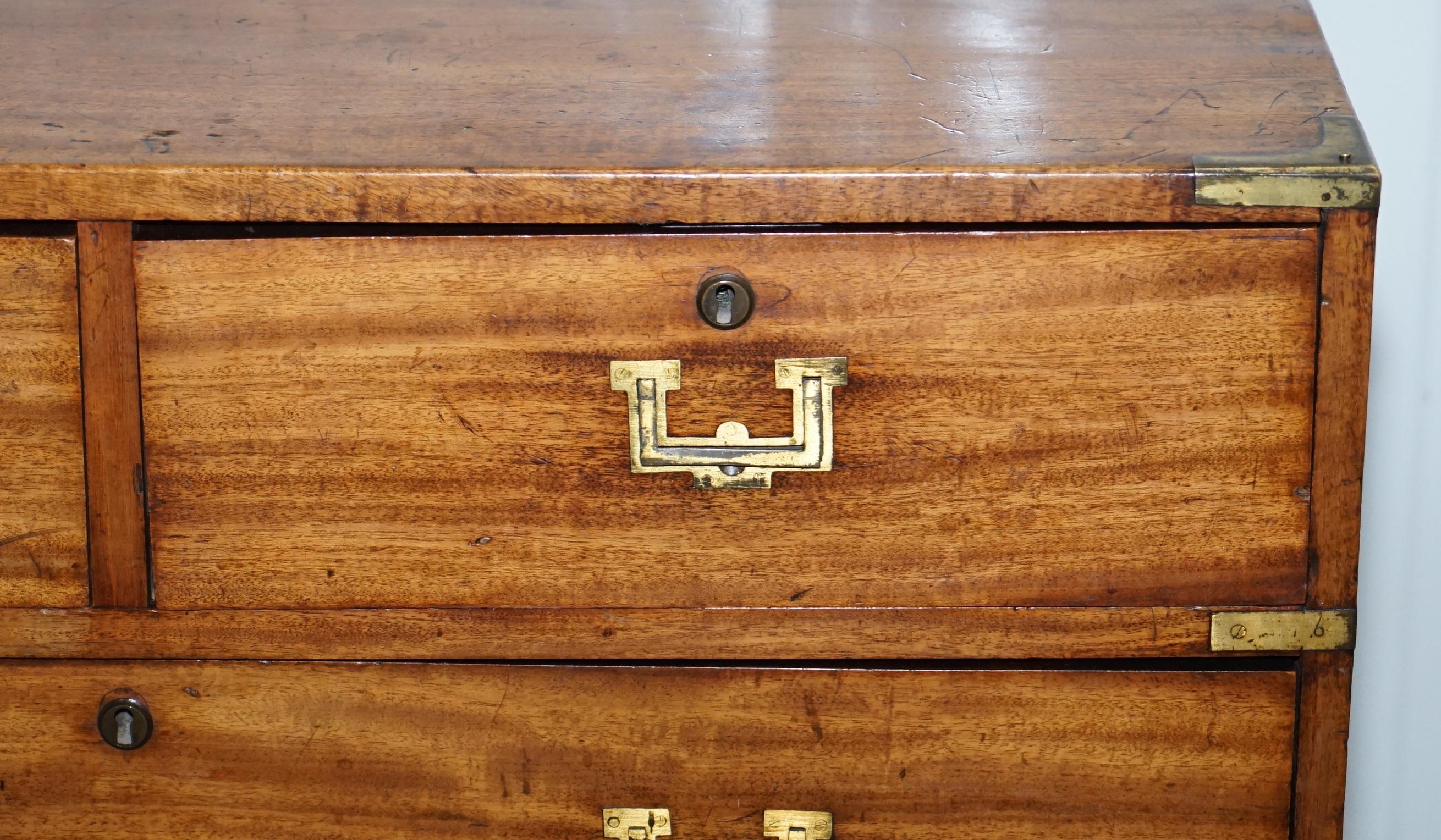 Rare Original 10th February 1813 Uk Napoleonic War Campaign Chest of Drawers In Good Condition In West Sussex, Pulborough