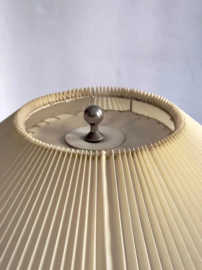Rare Original 1920s danish table lamp in iridescent glass, perforated lamp shade For Sale 5