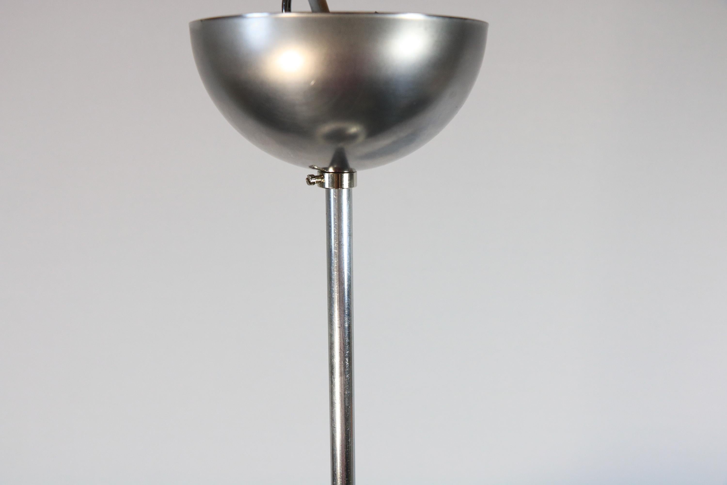 Seltene Original 1940er Kugellampe, Opalglas, Bauhaus im Angebot 3