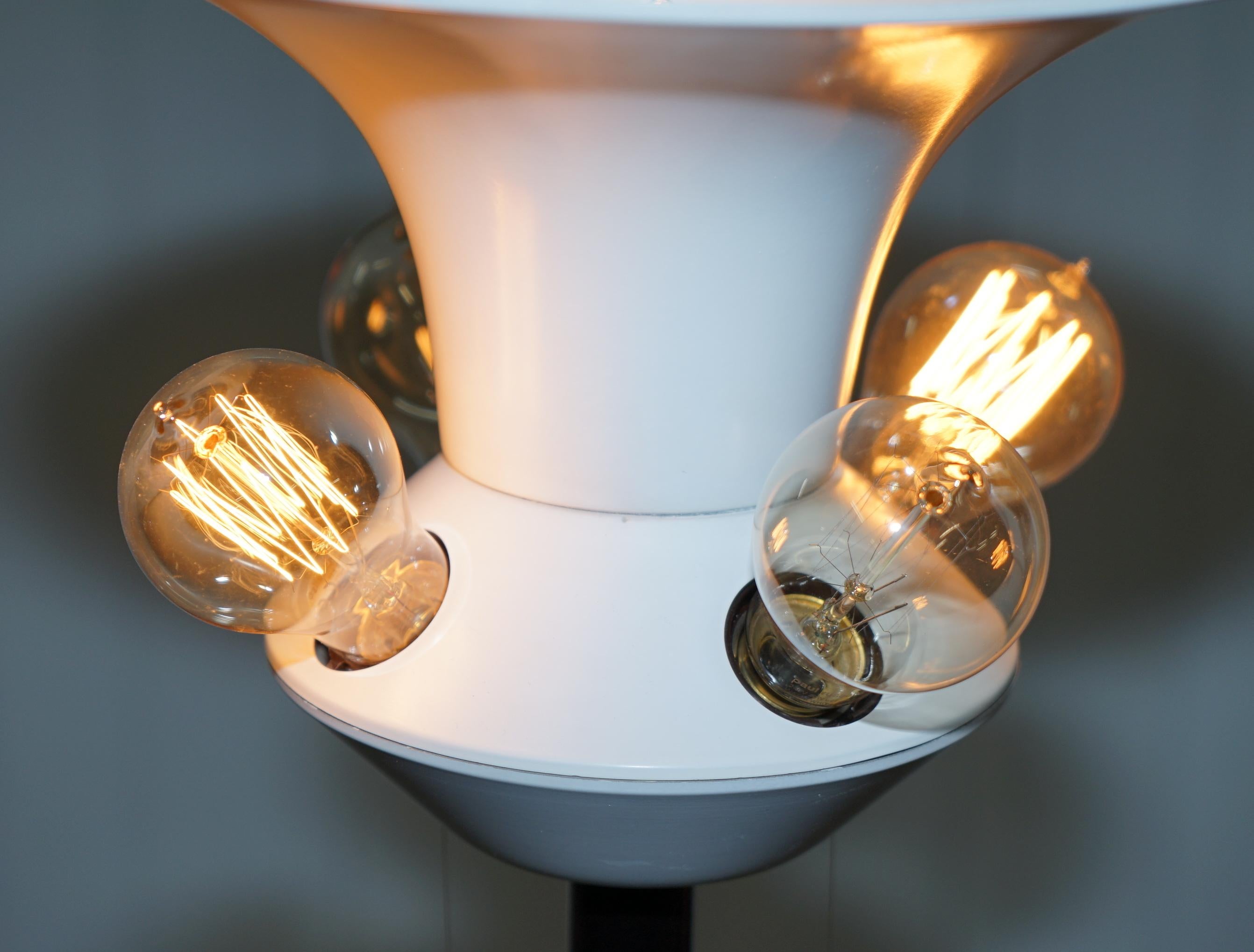 Seltene Original-Kunst-Modern-Stehleuchte mit 5 Glühbirnen, Bronze, um 1960 im Angebot 7