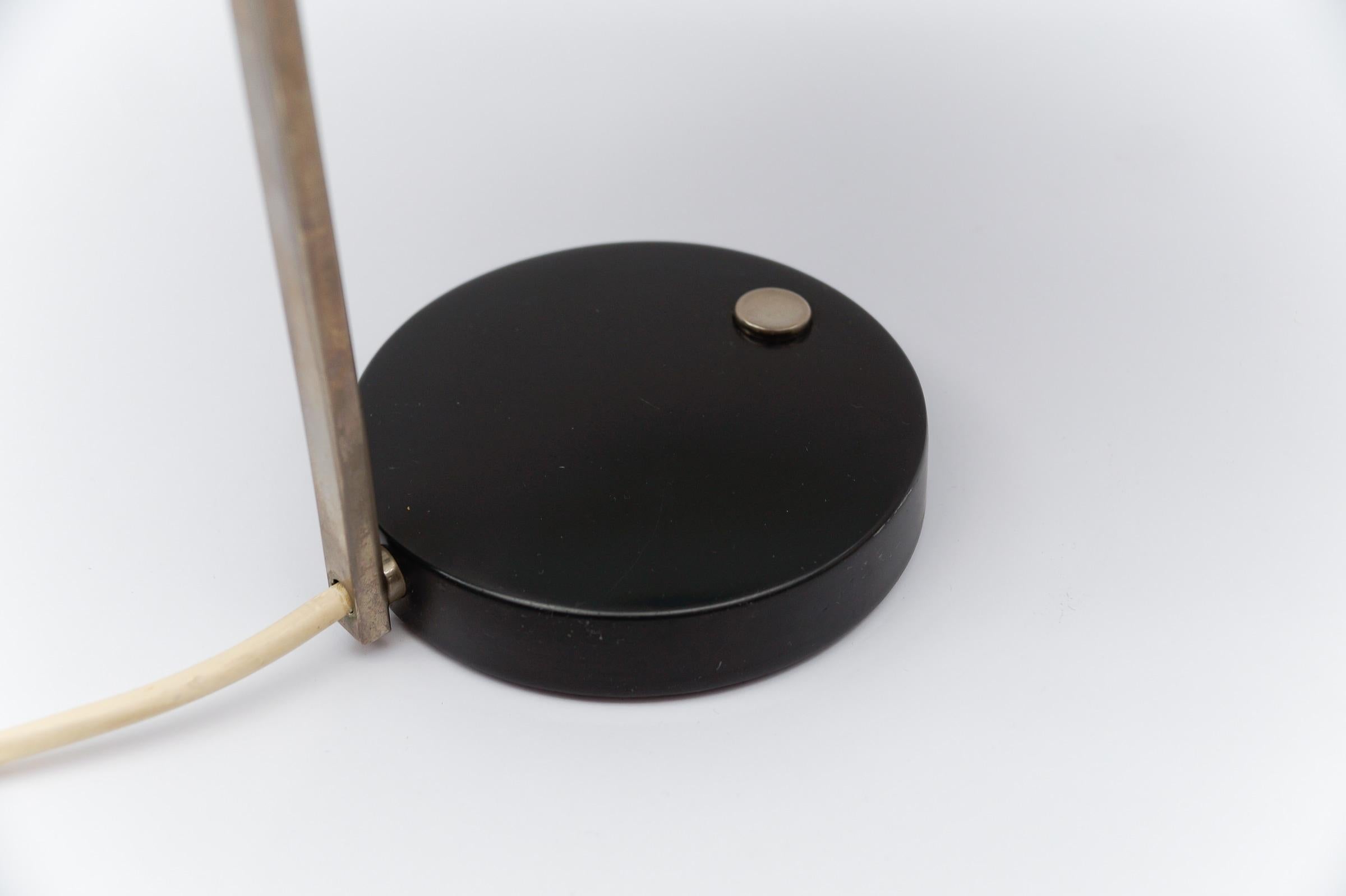 Rare lampe de table Hillebrand d'origine, Model No/One de 1962, design Heinz Pfaender en vente 3