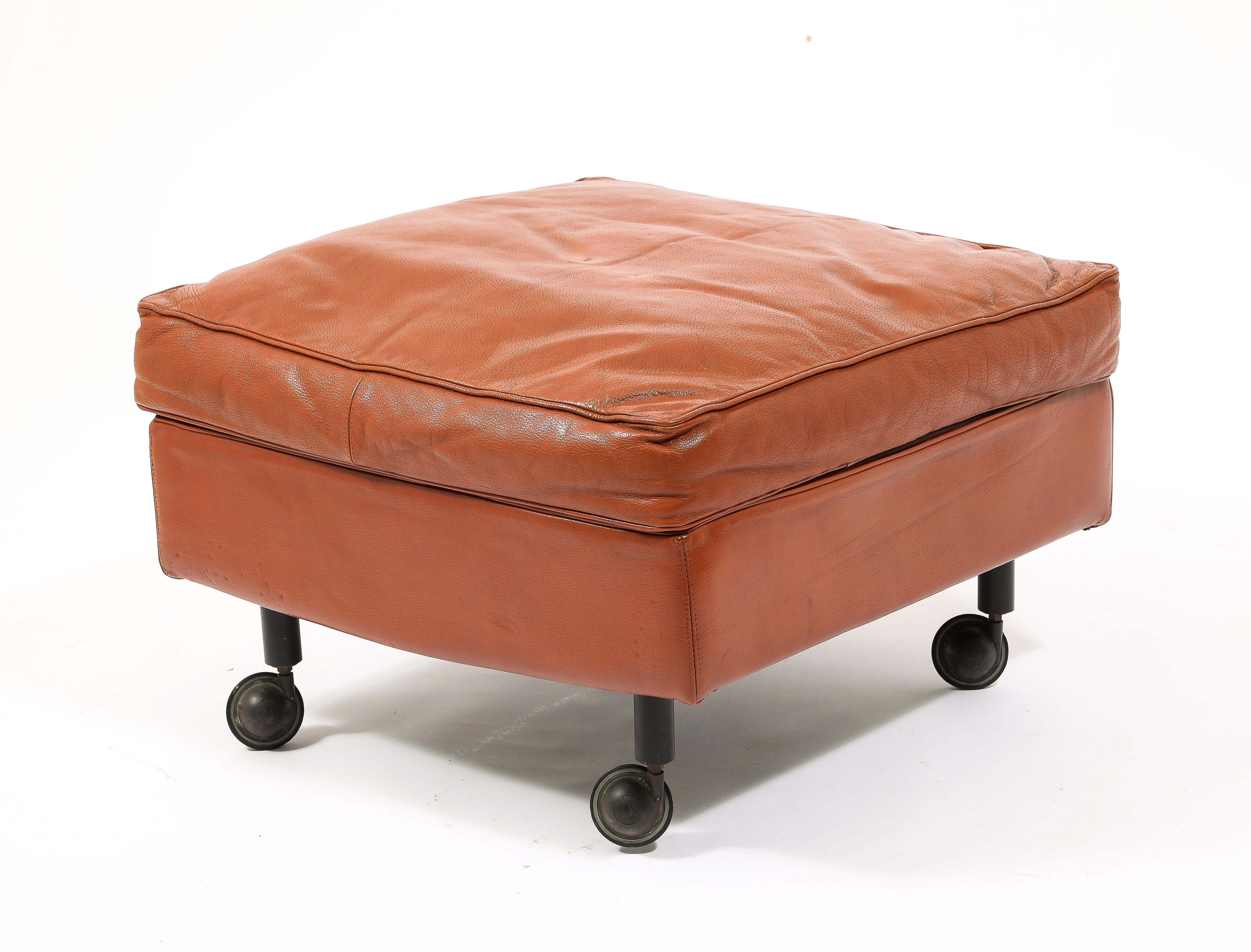 Rare Original Leather Armchair & Ottoman by Marco Zanuso, Italy 1960's For Sale 9