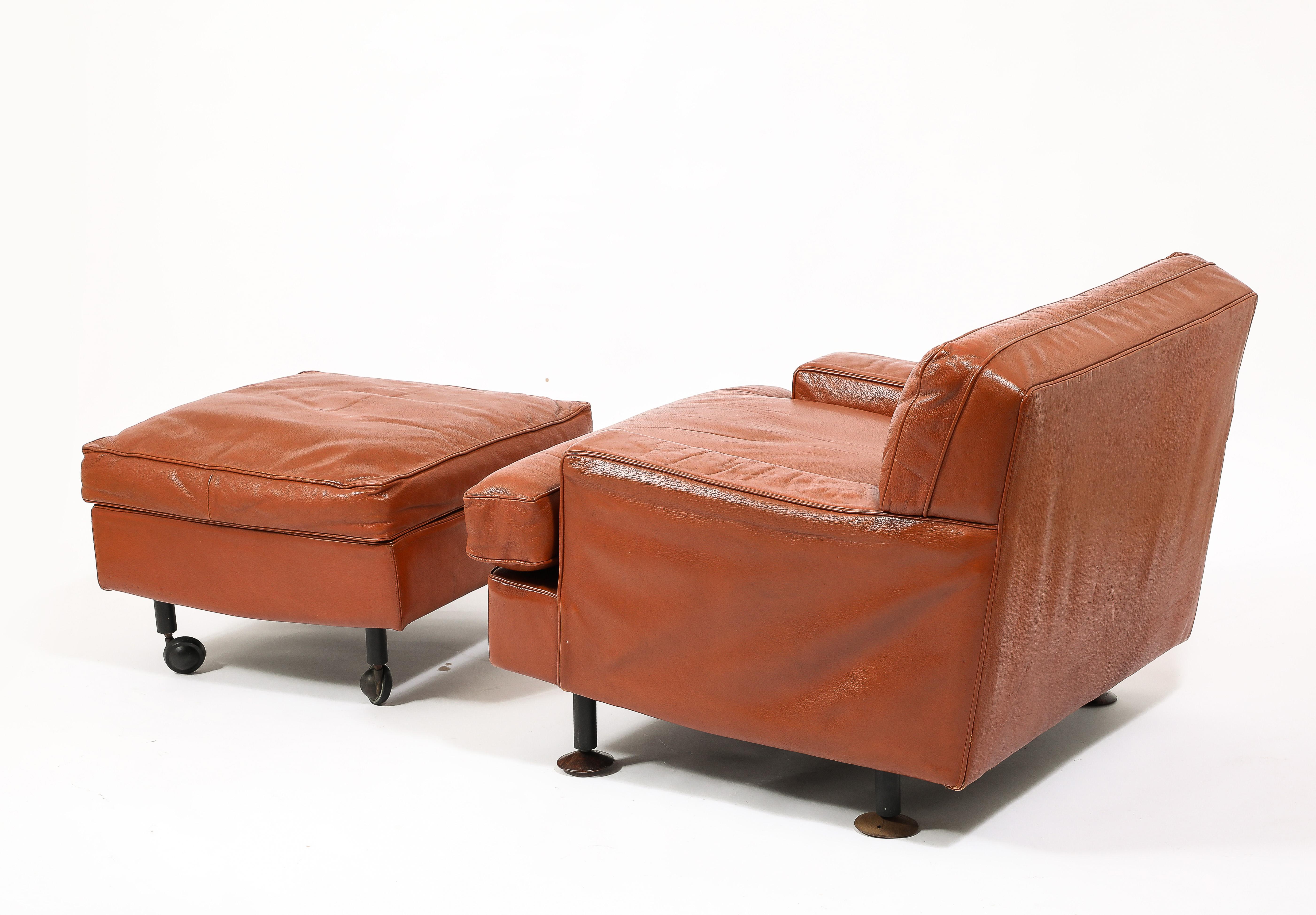 Rare Original Leather Armchair & Ottoman by Marco Zanuso, Italy 1960's In Good Condition For Sale In New York, NY