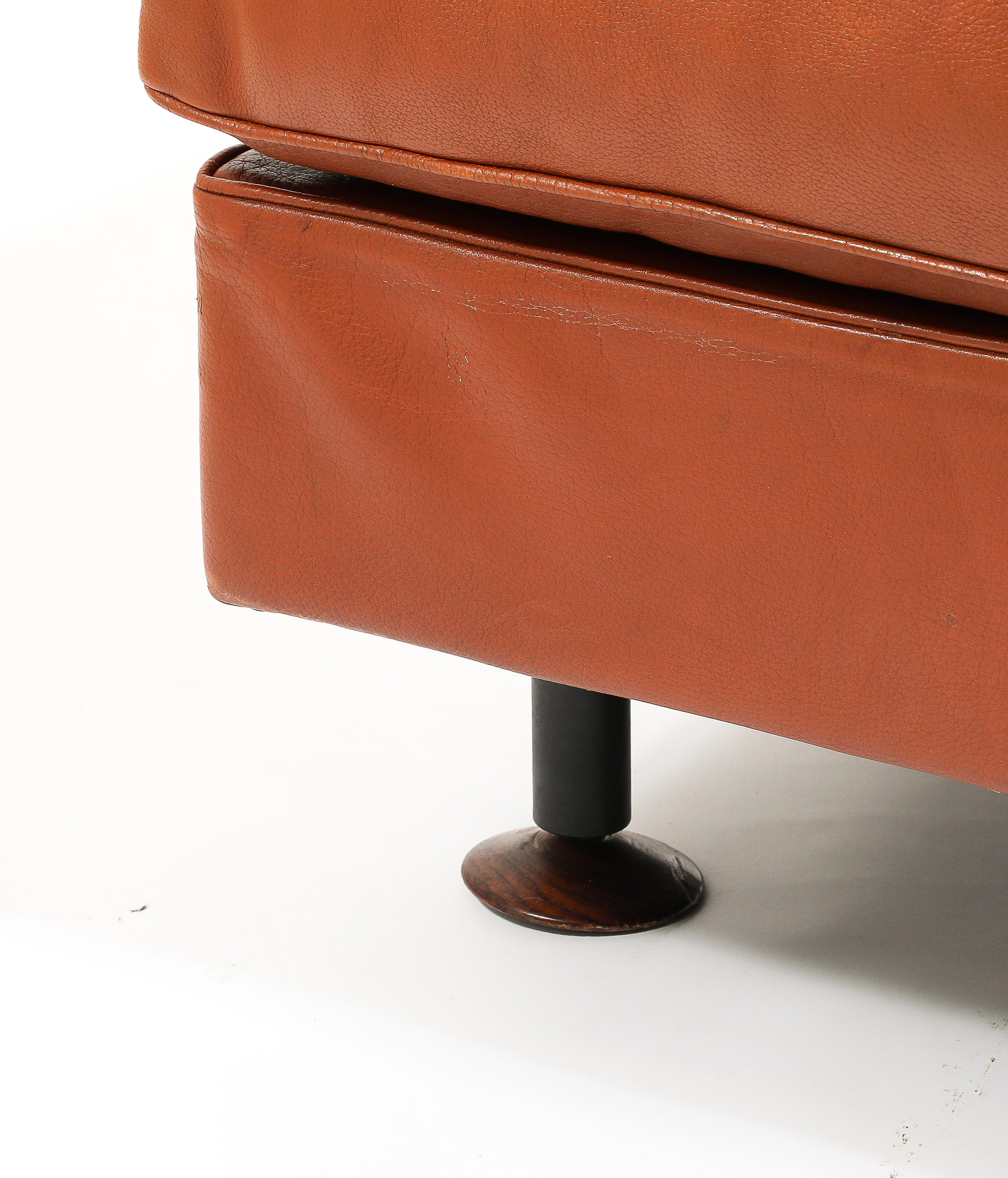 Rare Original Leather Armchair & Ottoman by Marco Zanuso, Italy 1960's For Sale 2