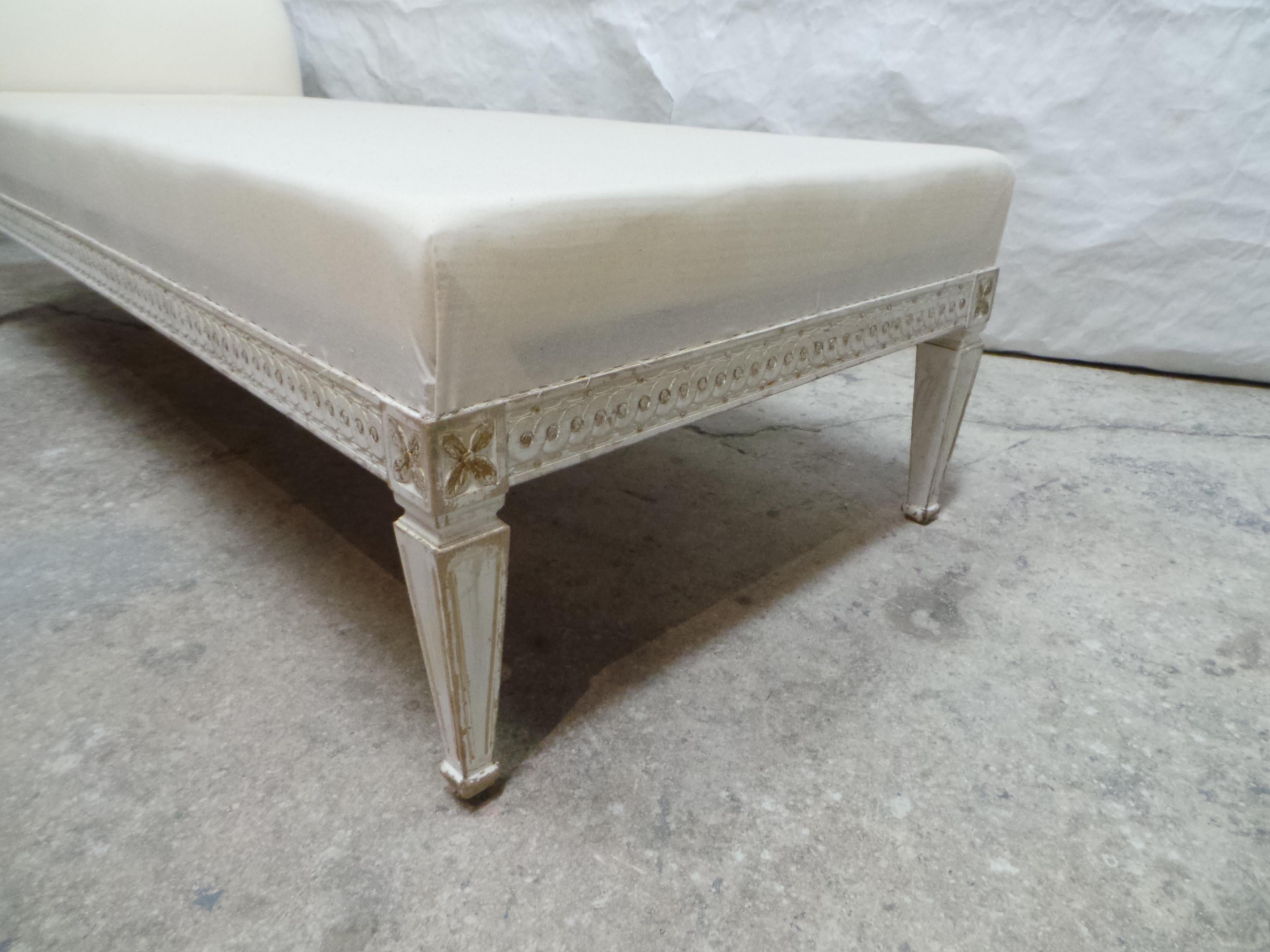Mid-19th Century Rare Original Painted Swedish Gustavian Chaise Lounge For Sale