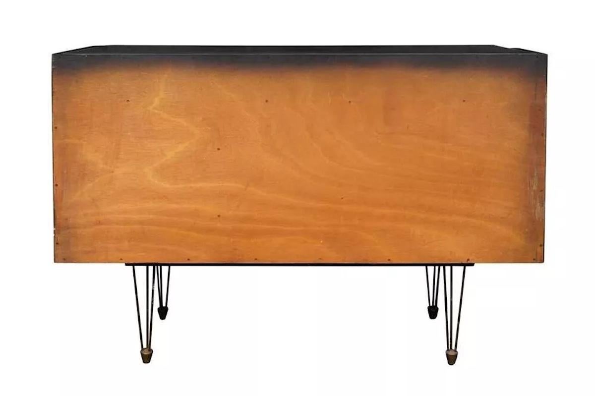 Milieu du XXe siècle Rare Original Robert Heritage City Scape Birch & Ebonised Wood en vente