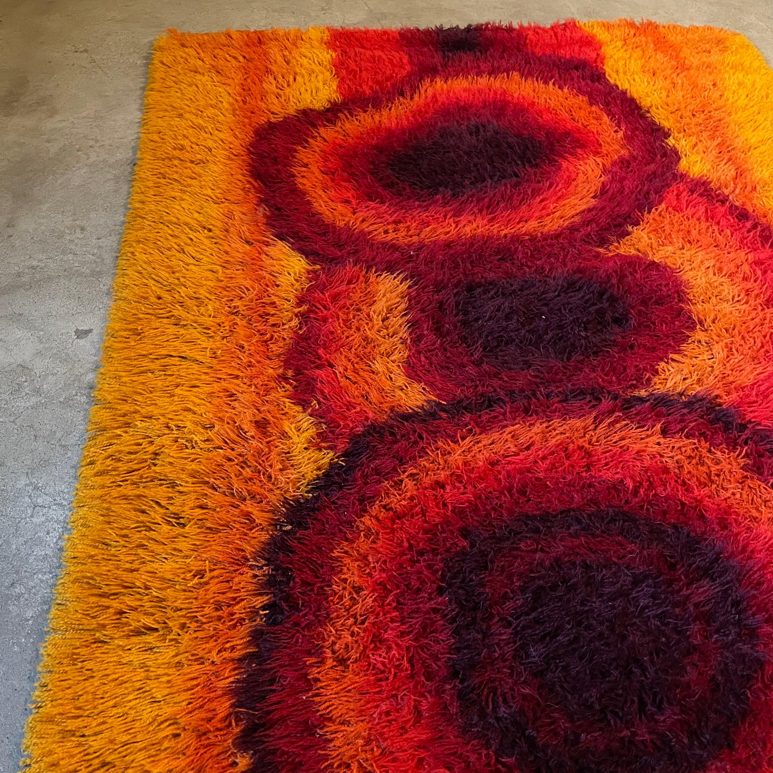 Rare Original Scandinavian High Pile 140x200cm Rya Rug by Ege Rya Deluxe, 1960s In Good Condition In Kirchlengern, DE