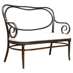 Rare canapé Thonet d'origine avec coussins